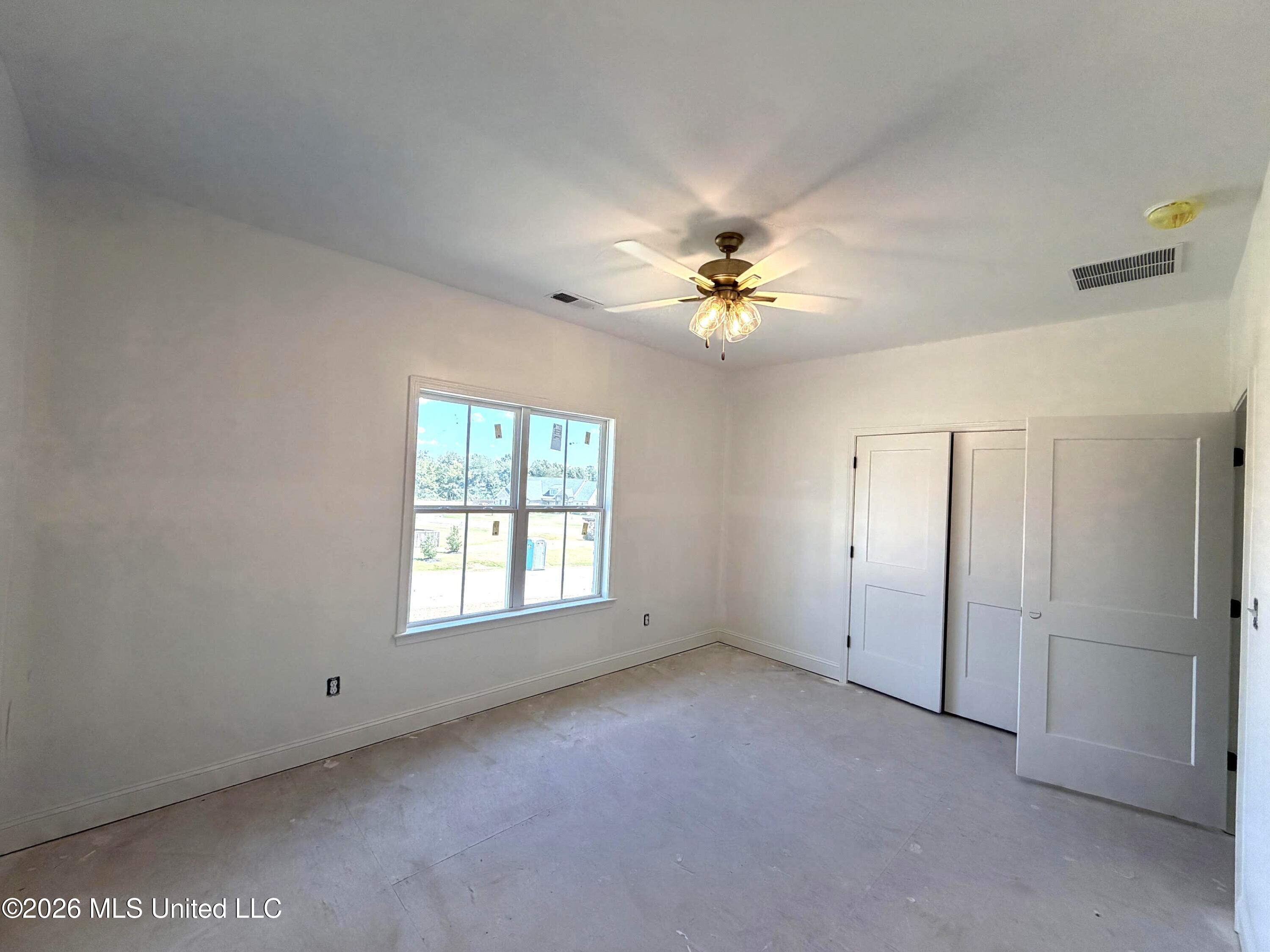 2061 Livingston Way Property Photo 16