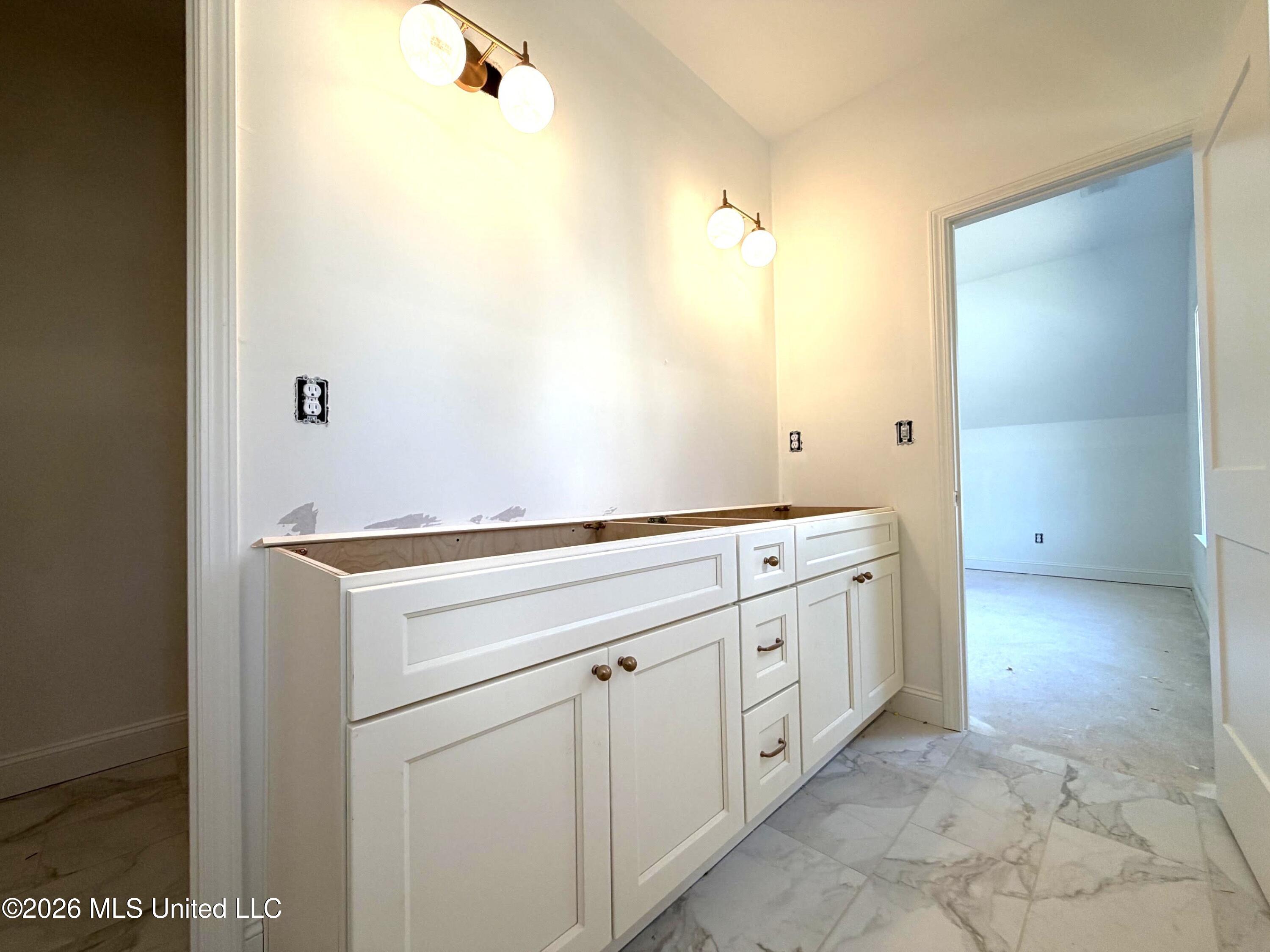 2061 Livingston Way Property Photo 17