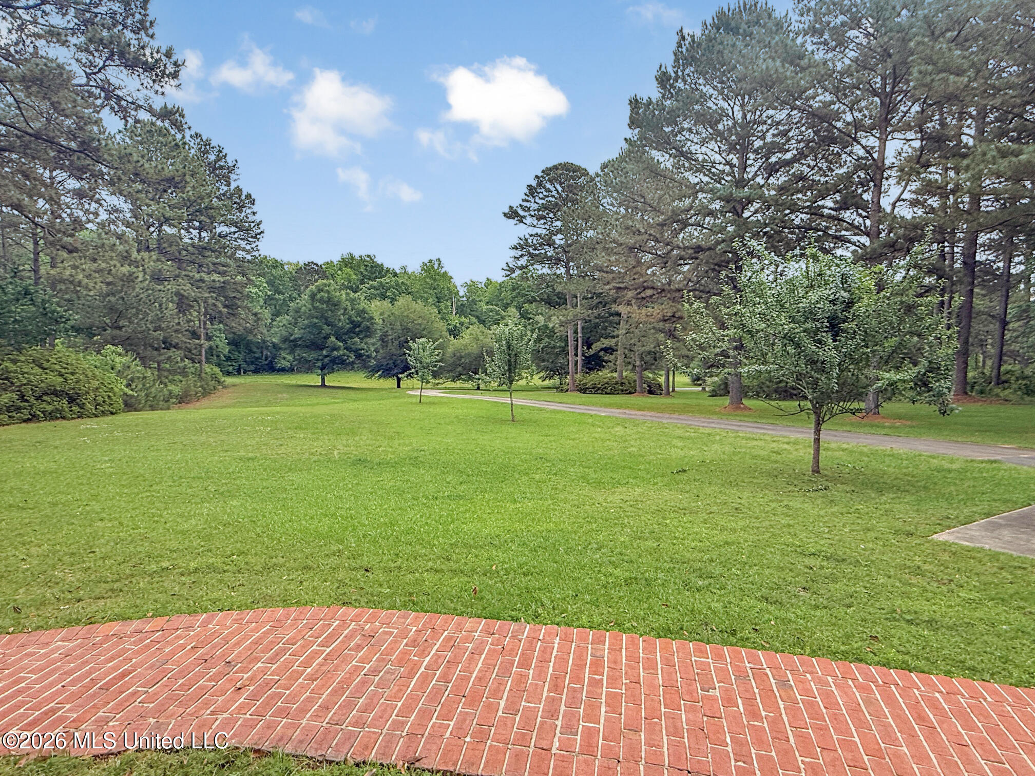 2039 Perrott Road Property Photo 2