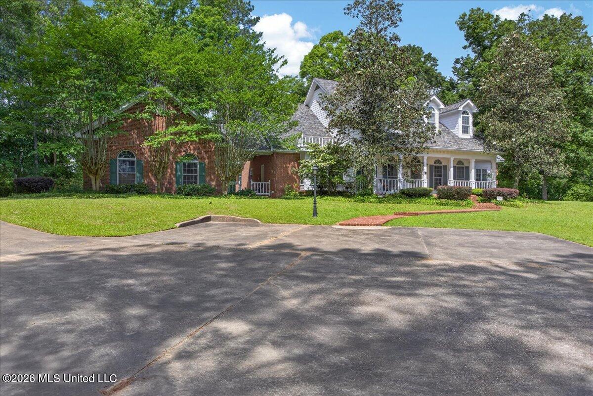 2039 Perrott Road Property Photo 10