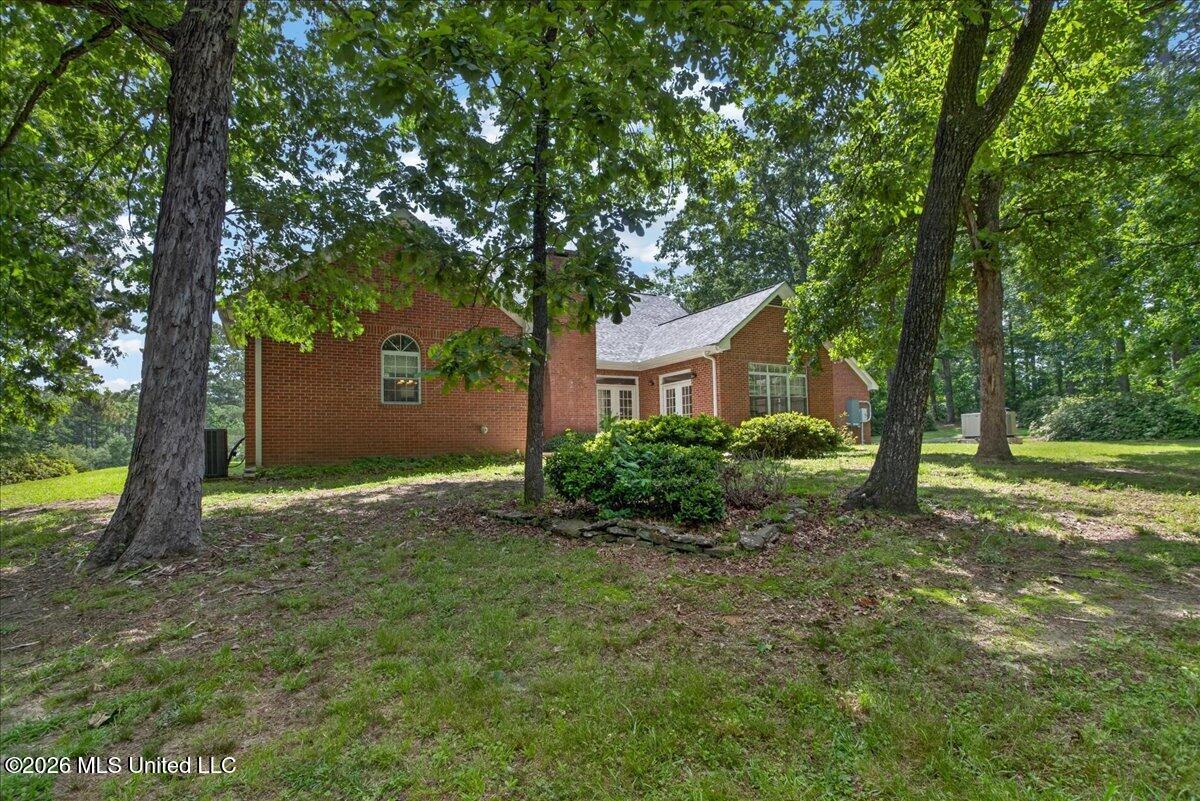 2039 Perrott Road Property Photo 18