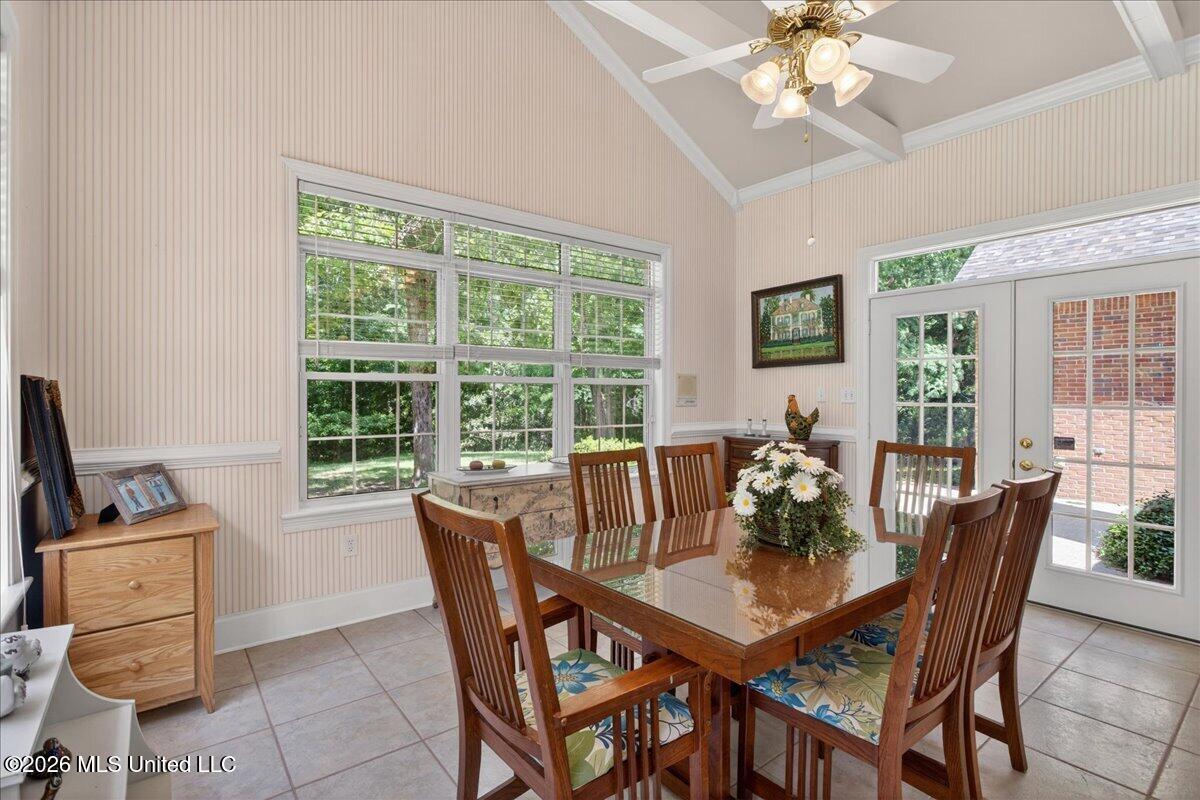 2039 Perrott Road Property Photo 38