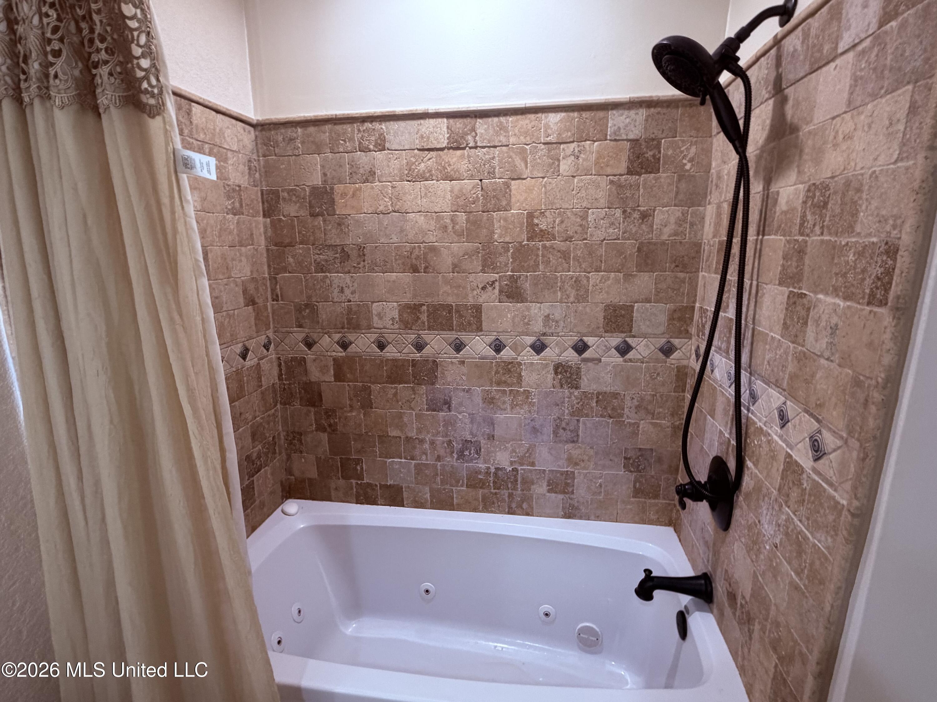 1010 Gerrits Landing Property Photo 19