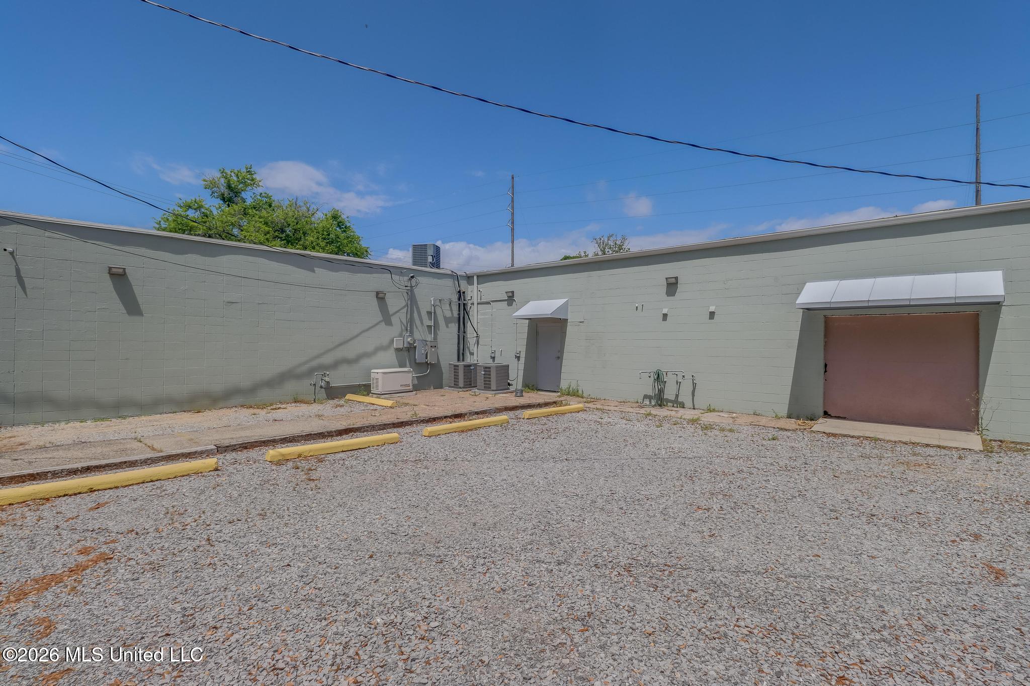 1885 Pass Road Property Photo 17