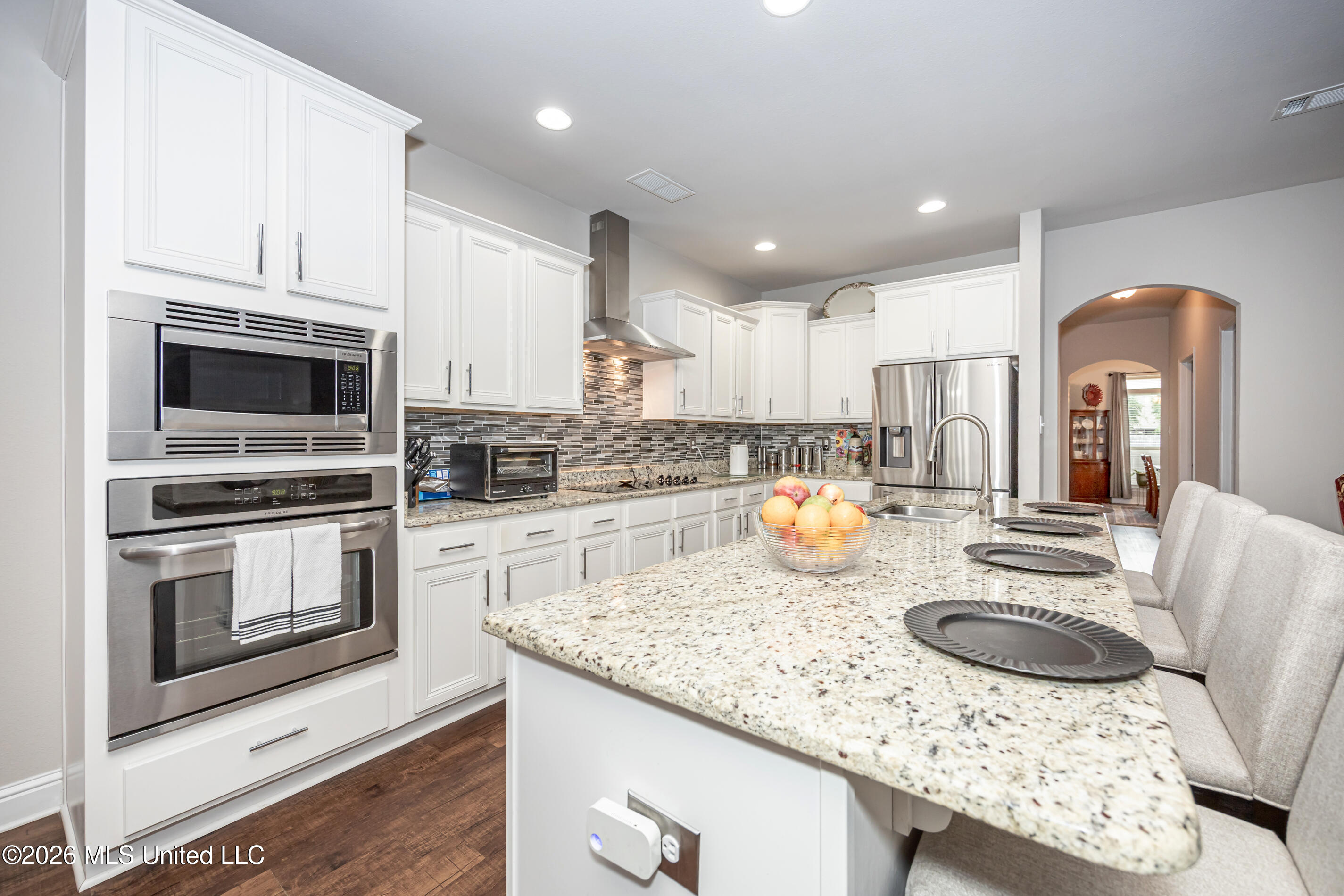 1006 Prairiegrass Court Property Photo 15