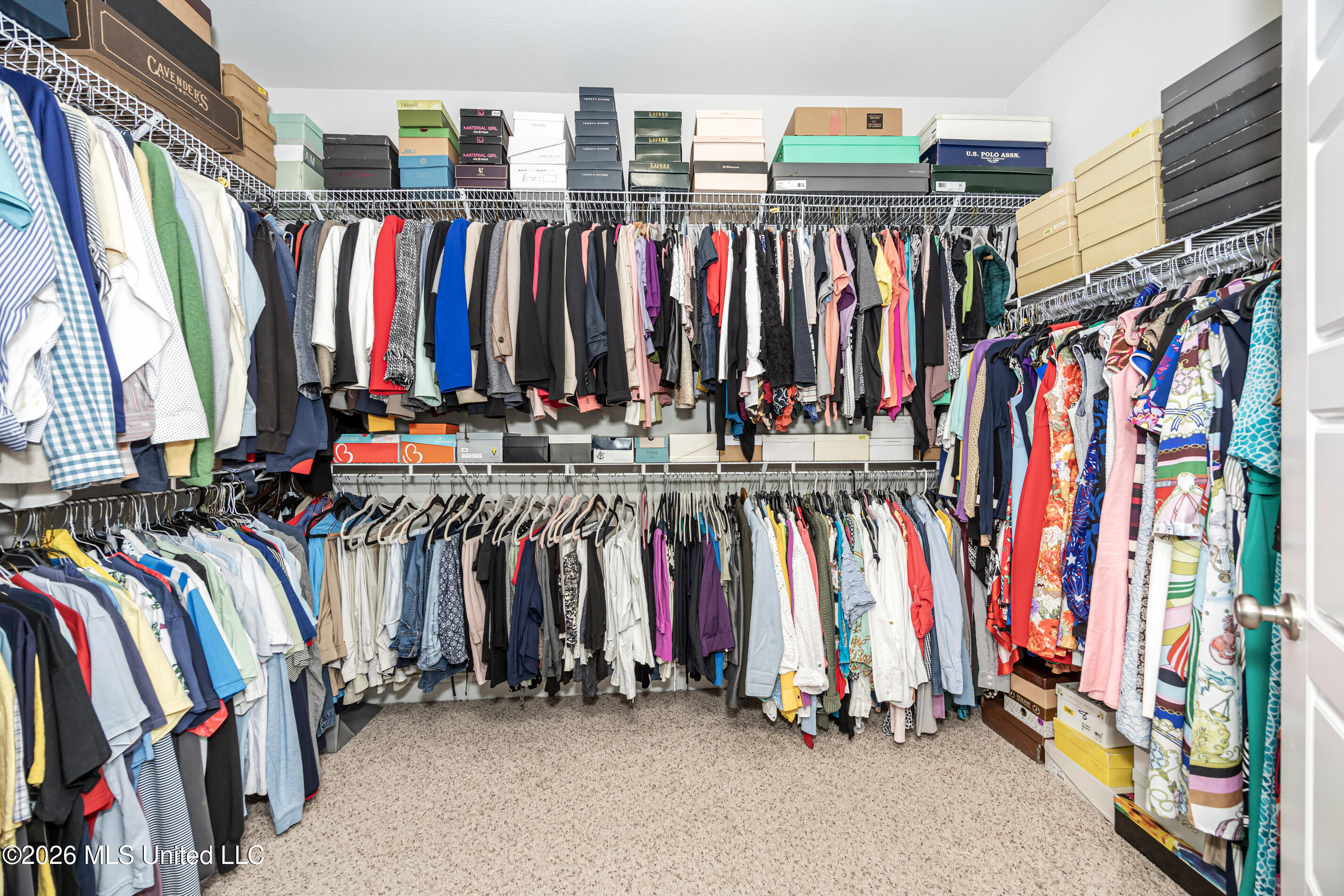 1006 Prairiegrass Court Property Photo 32