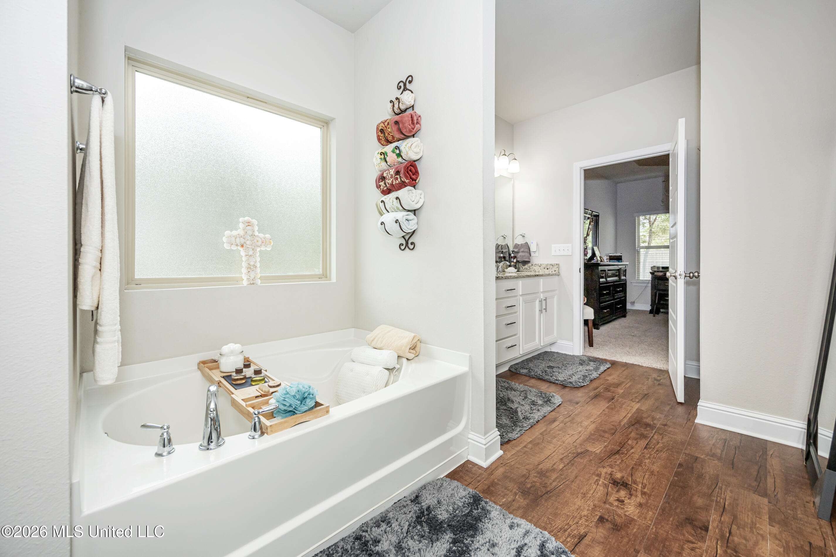 1006 Prairiegrass Court Property Photo 33