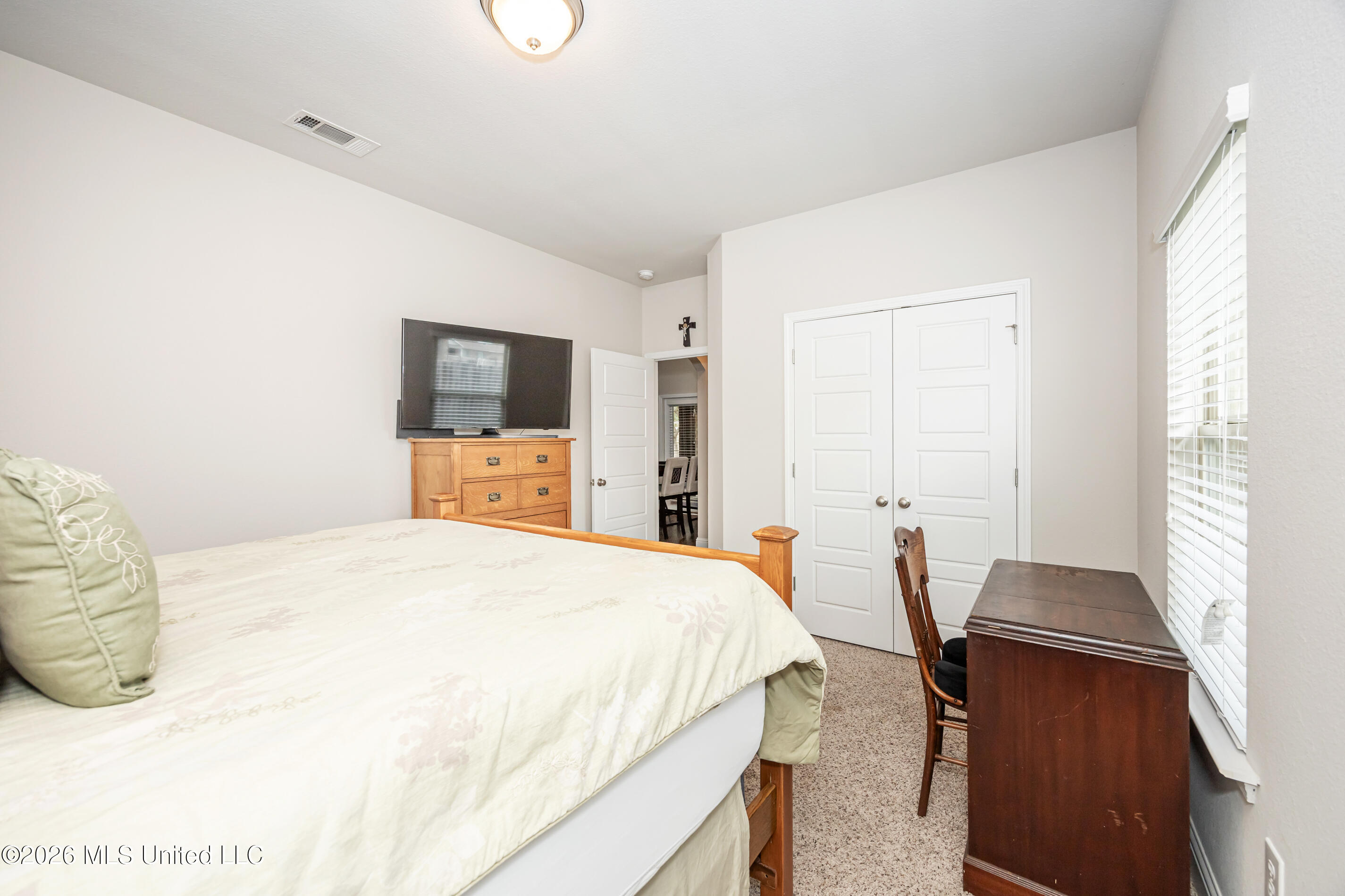 1006 Prairiegrass Court Property Photo 35