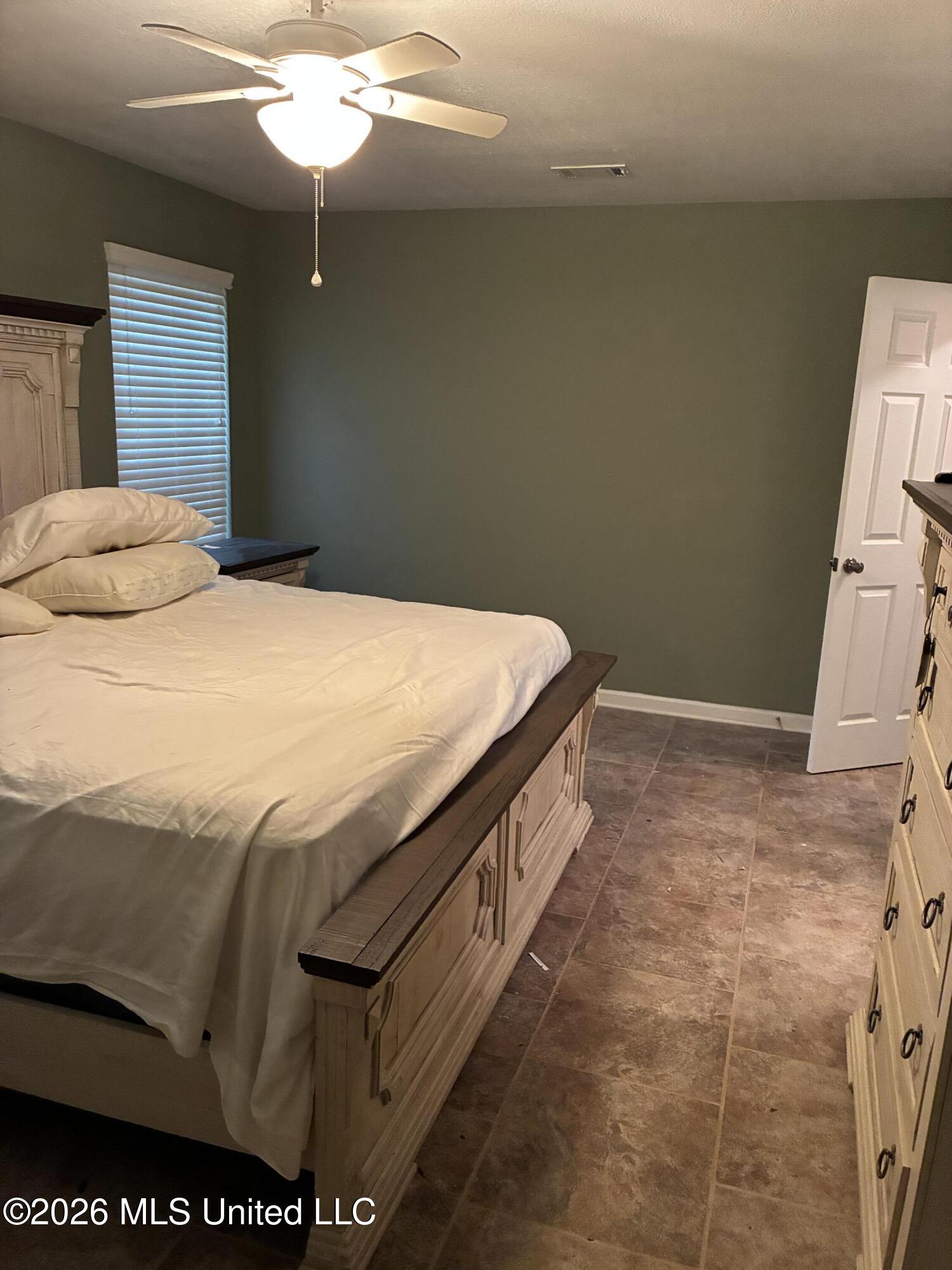 1708 Geerkin Street Property Photo 19
