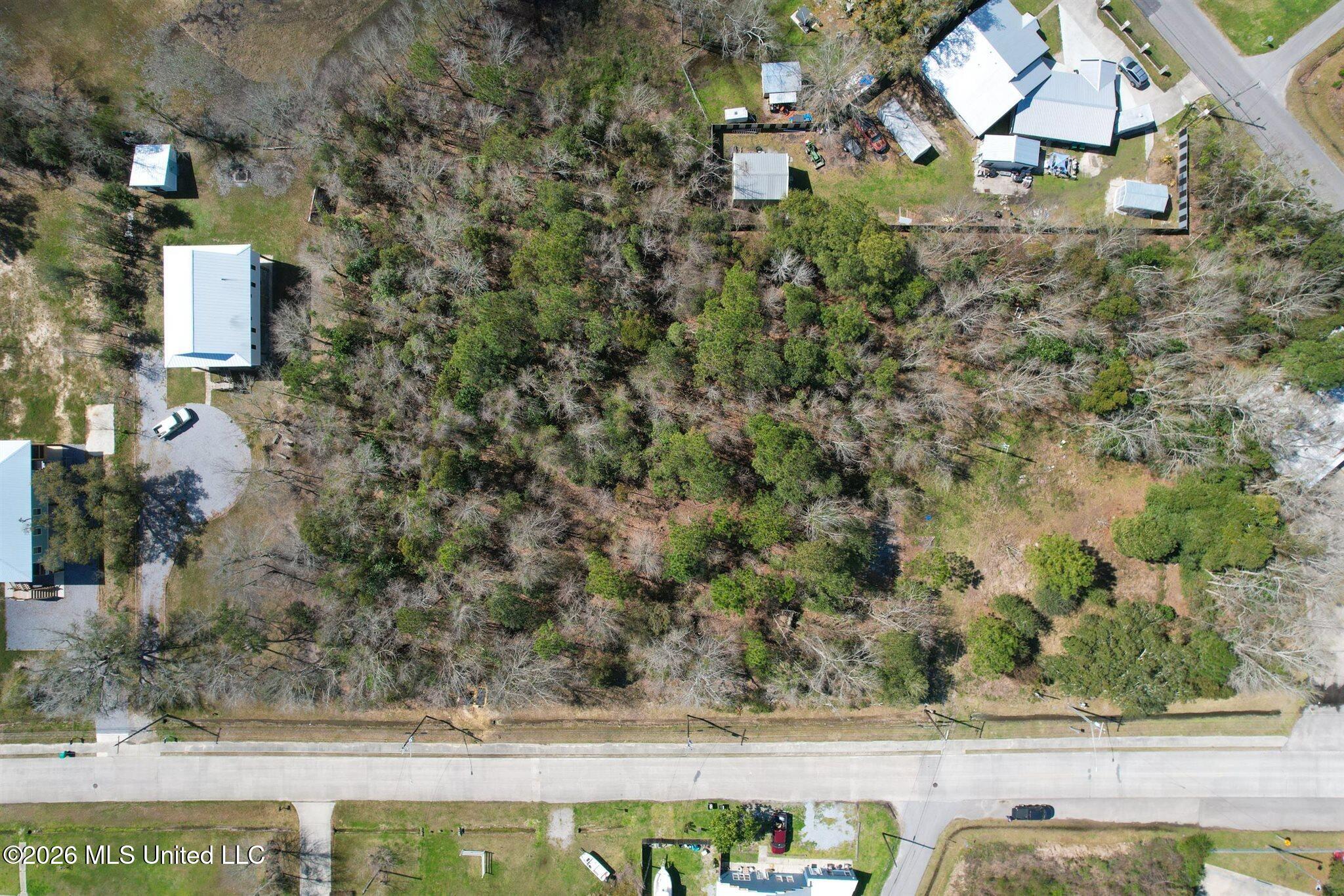00 Waveland Avenue Property Photo 7