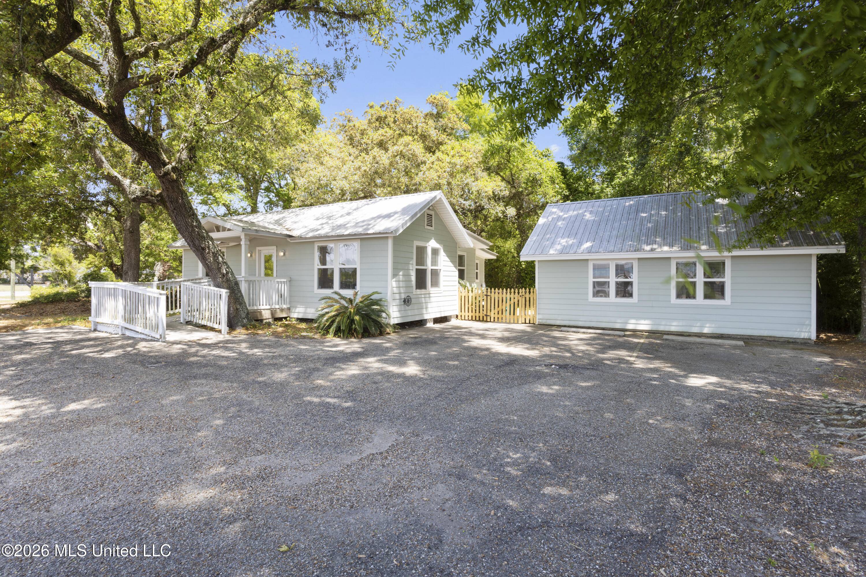 266 Debuys Road Property Photo 3