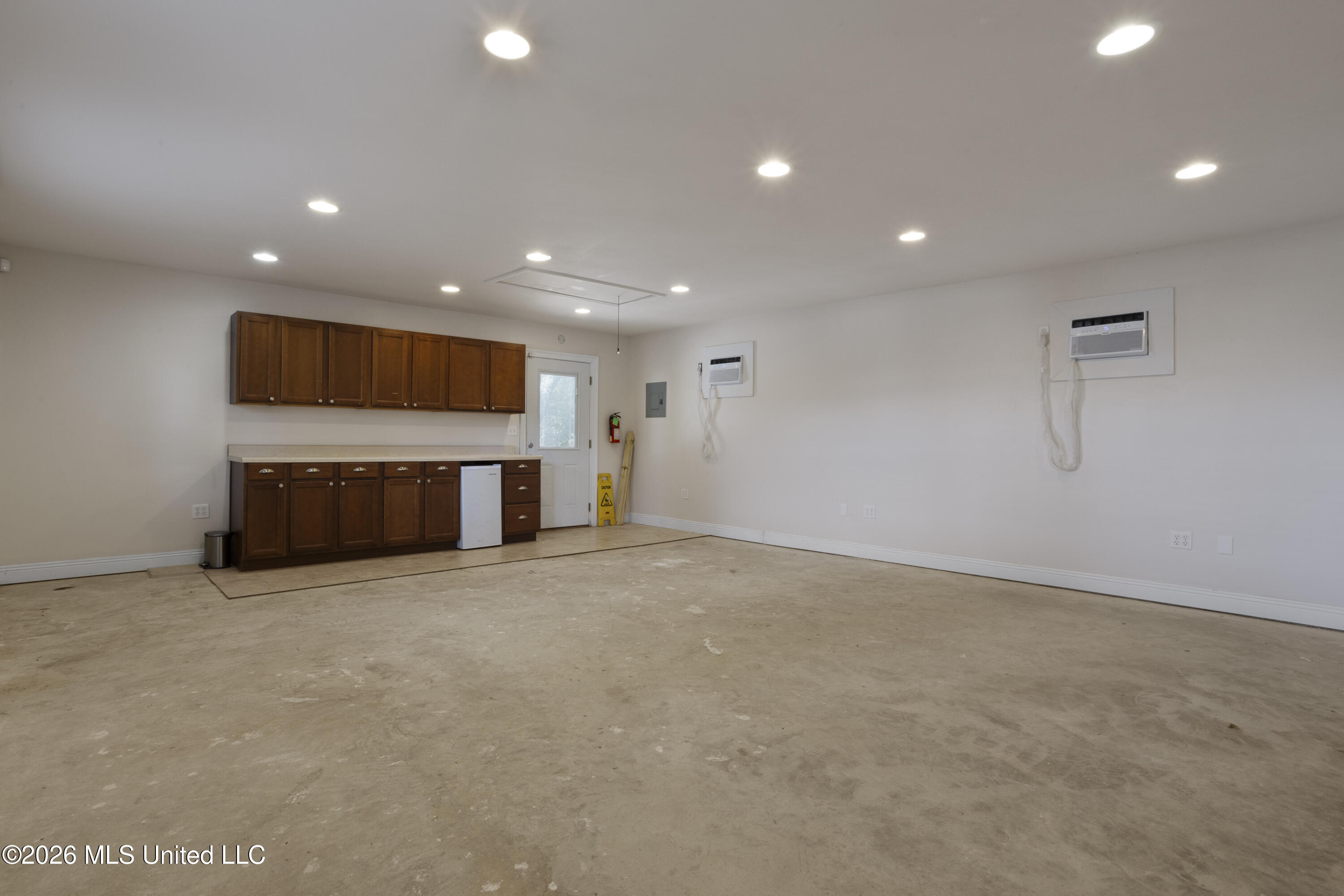 266 Debuys Road Property Photo 31