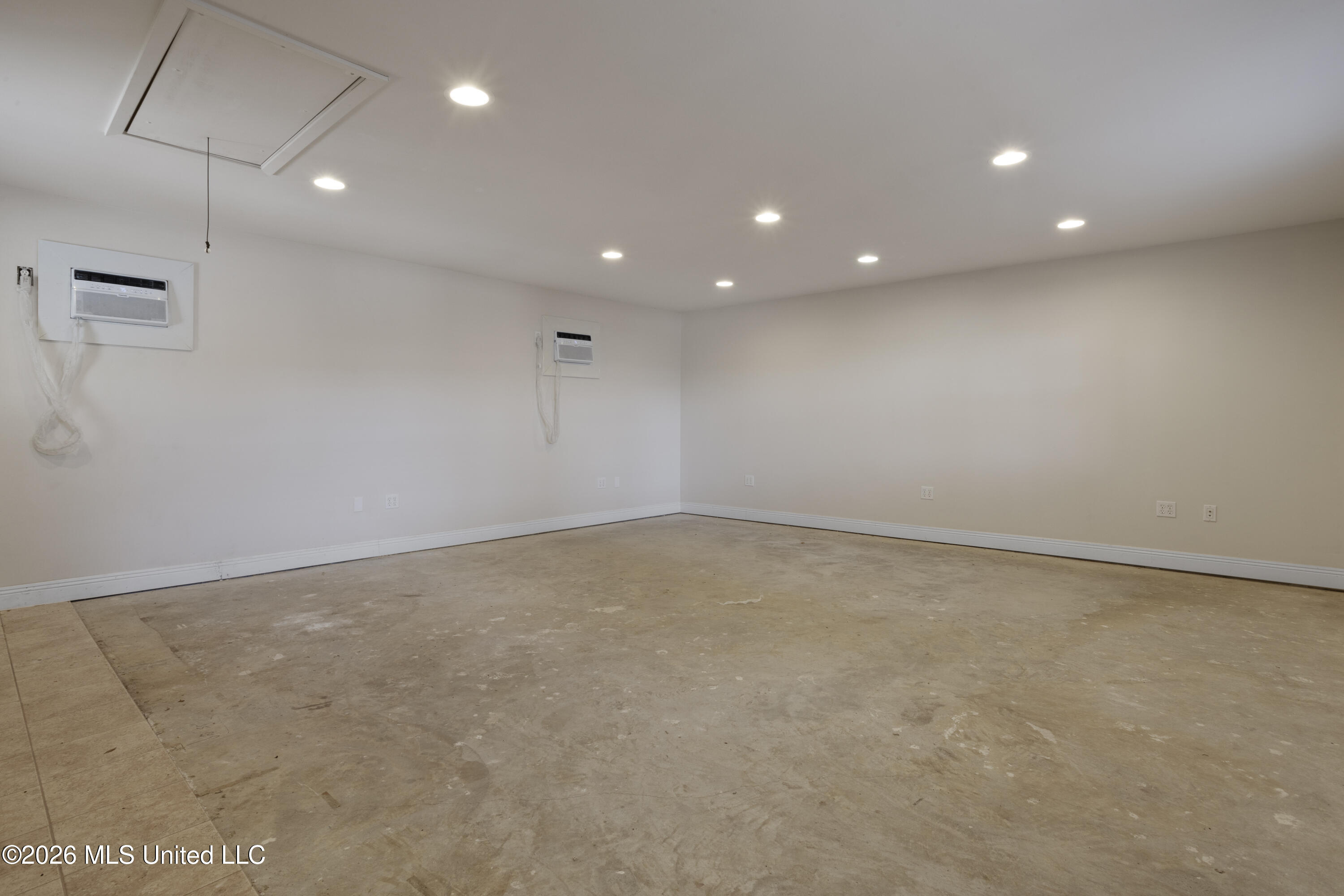 266 Debuys Road Property Photo 33