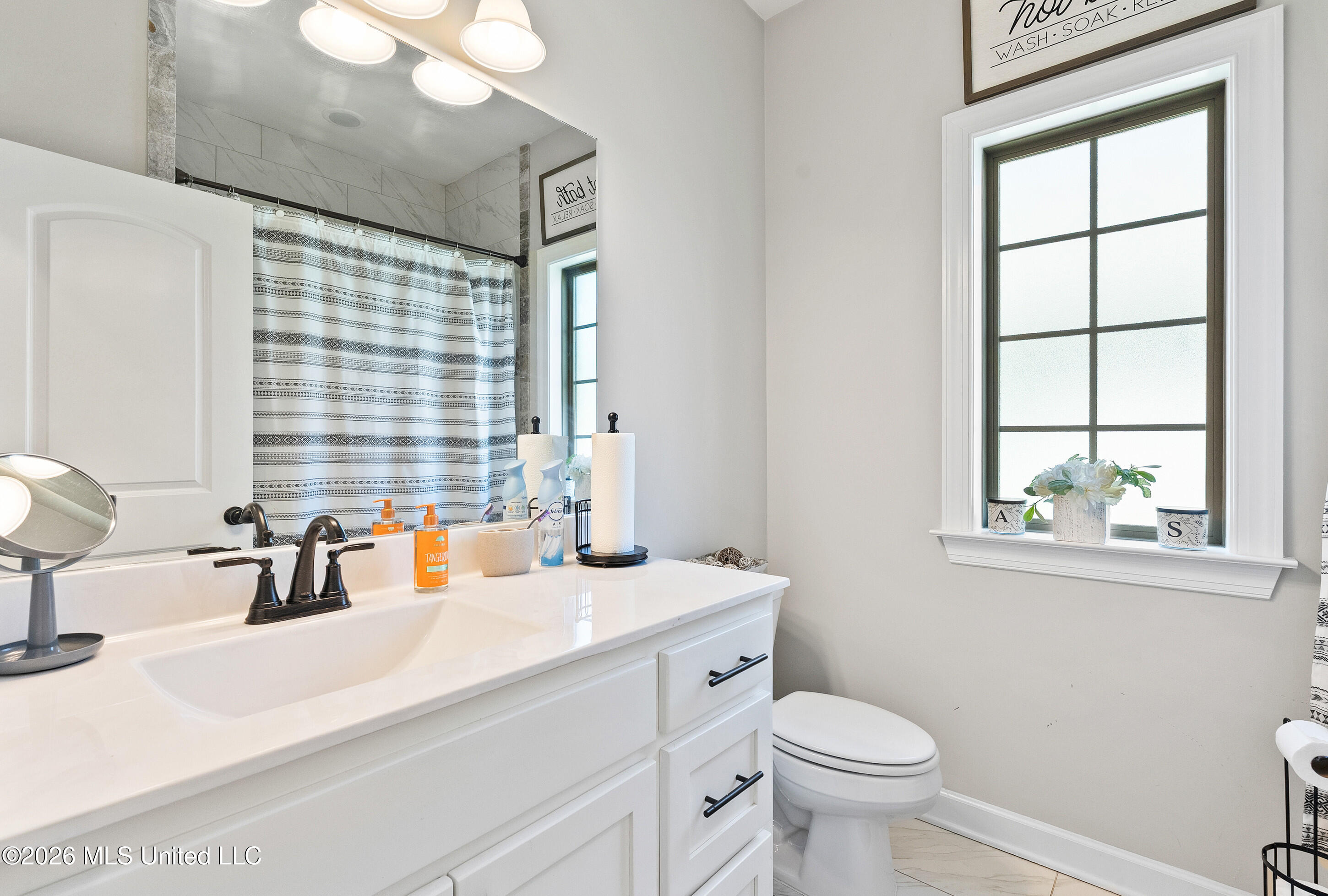 3776 Andreas Drive Property Photo 14