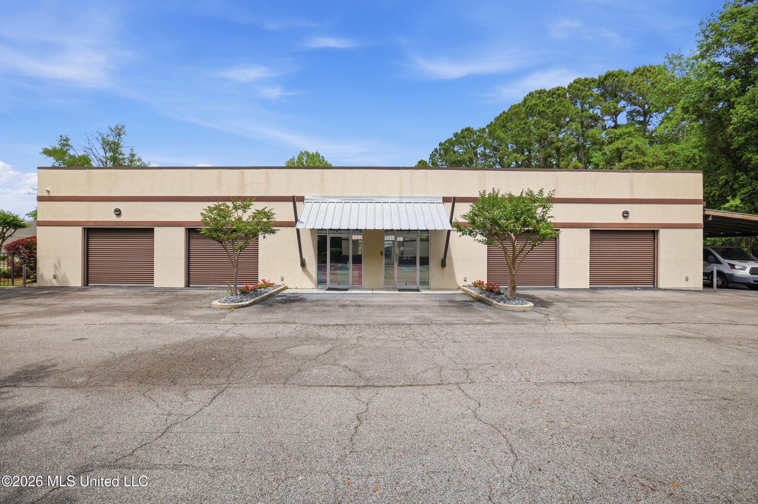 995 N Halstead Road Property Photo 12