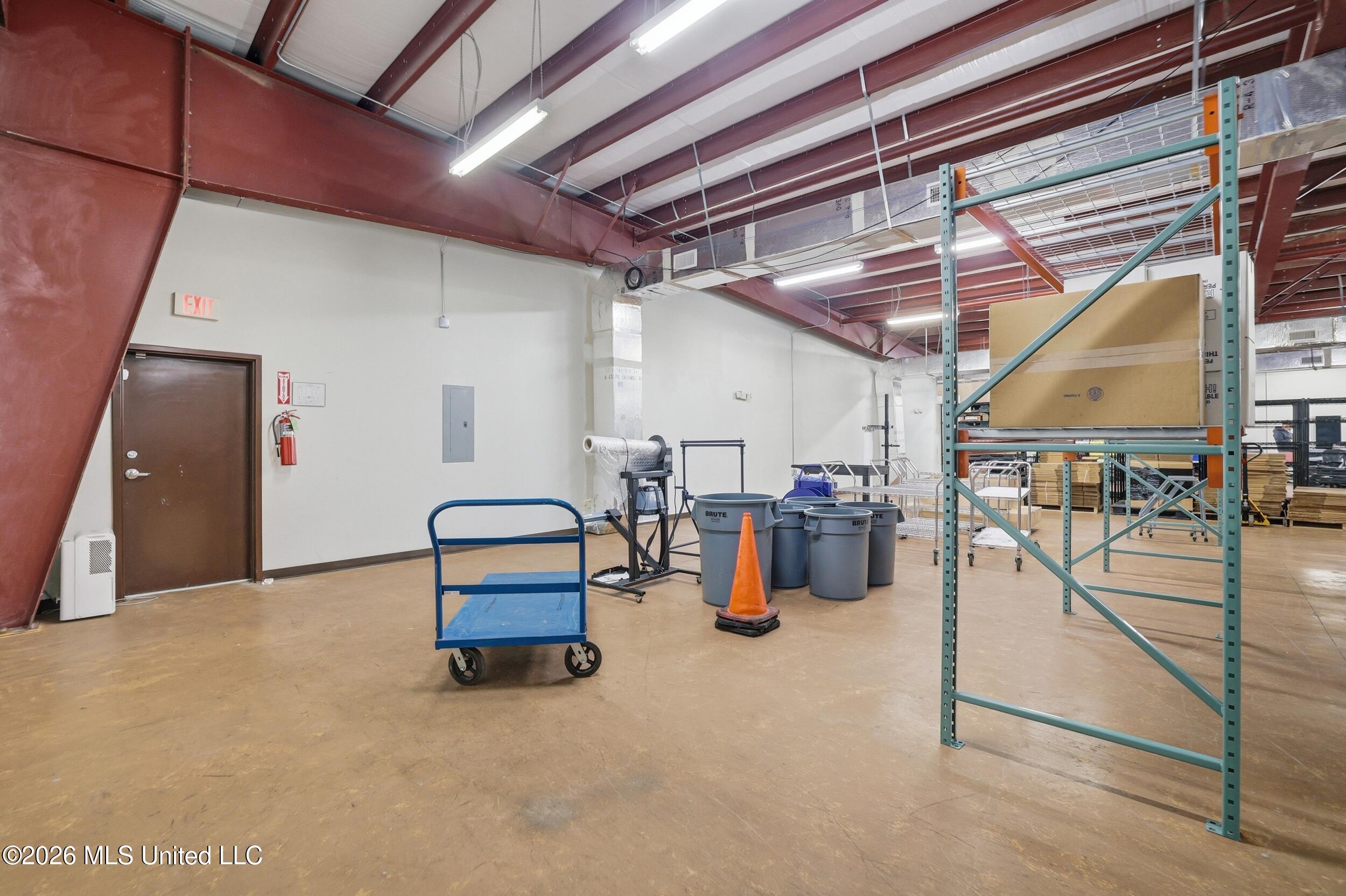 995 N Halstead Road Property Photo 19