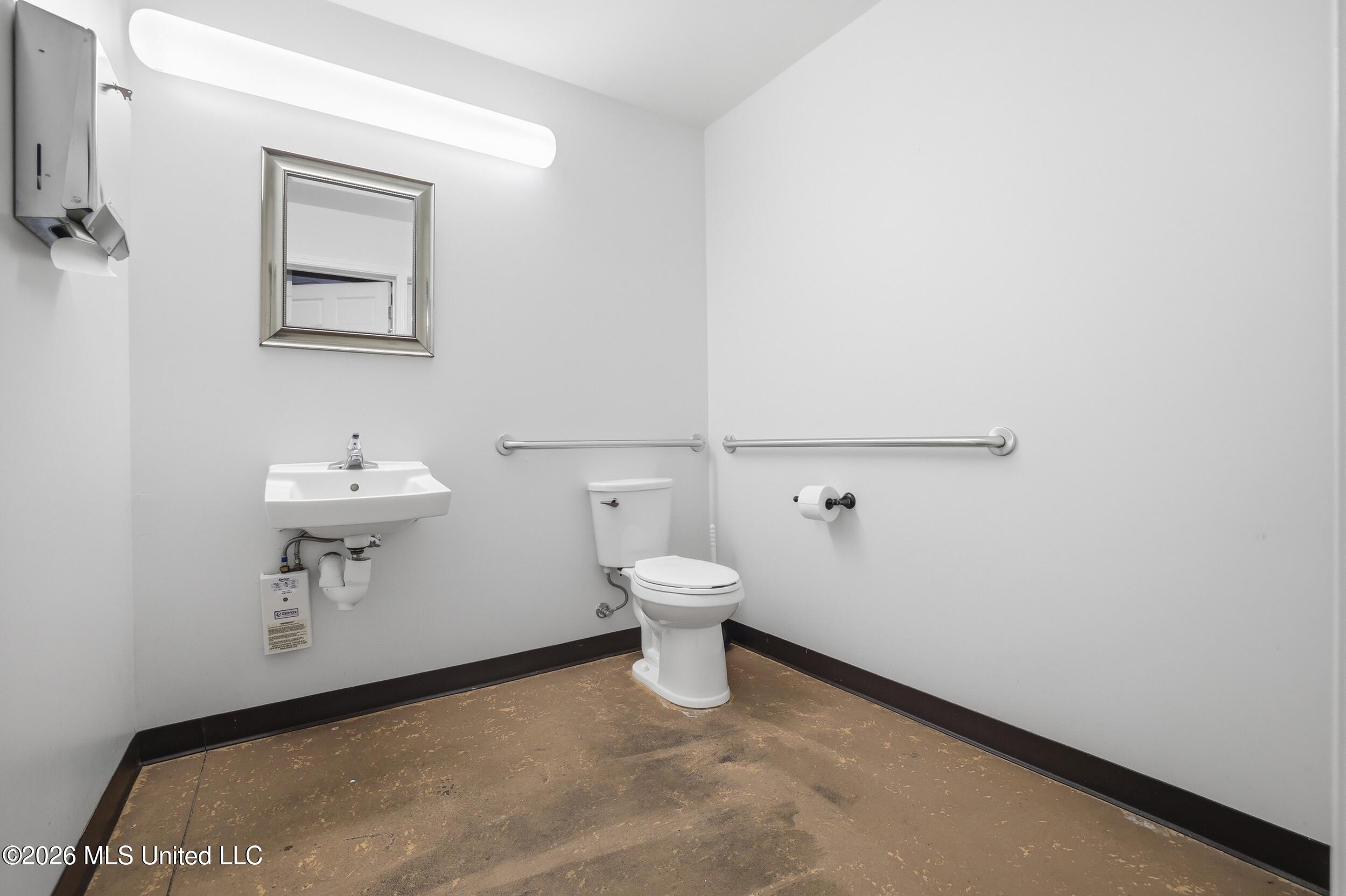 995 N Halstead Road Property Photo 35