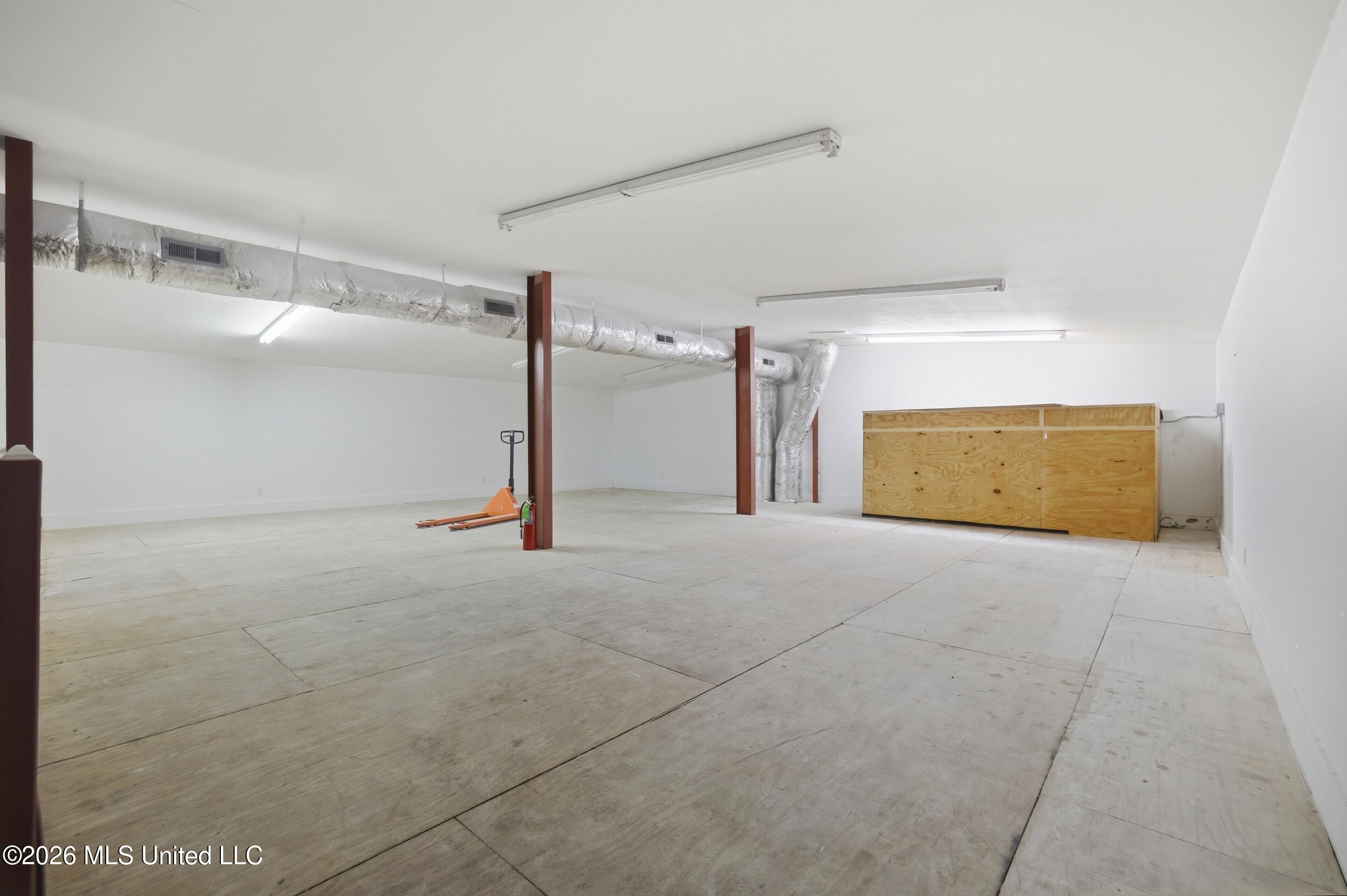 995 N Halstead Road Property Photo 49
