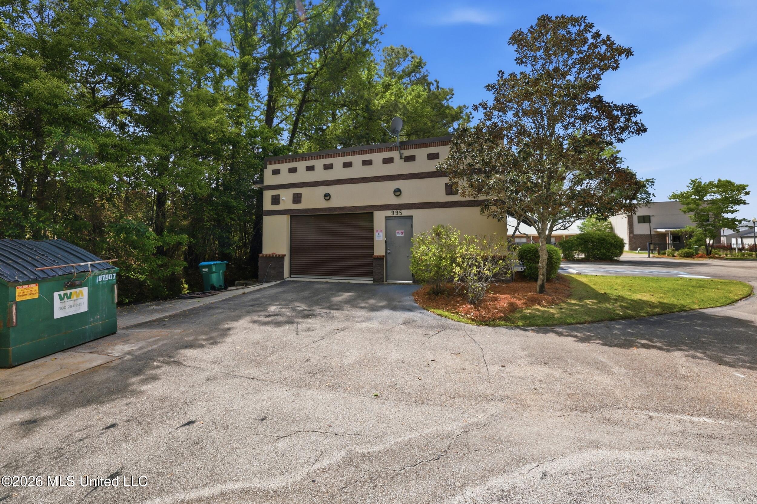995 N Halstead Road Property Photo 53