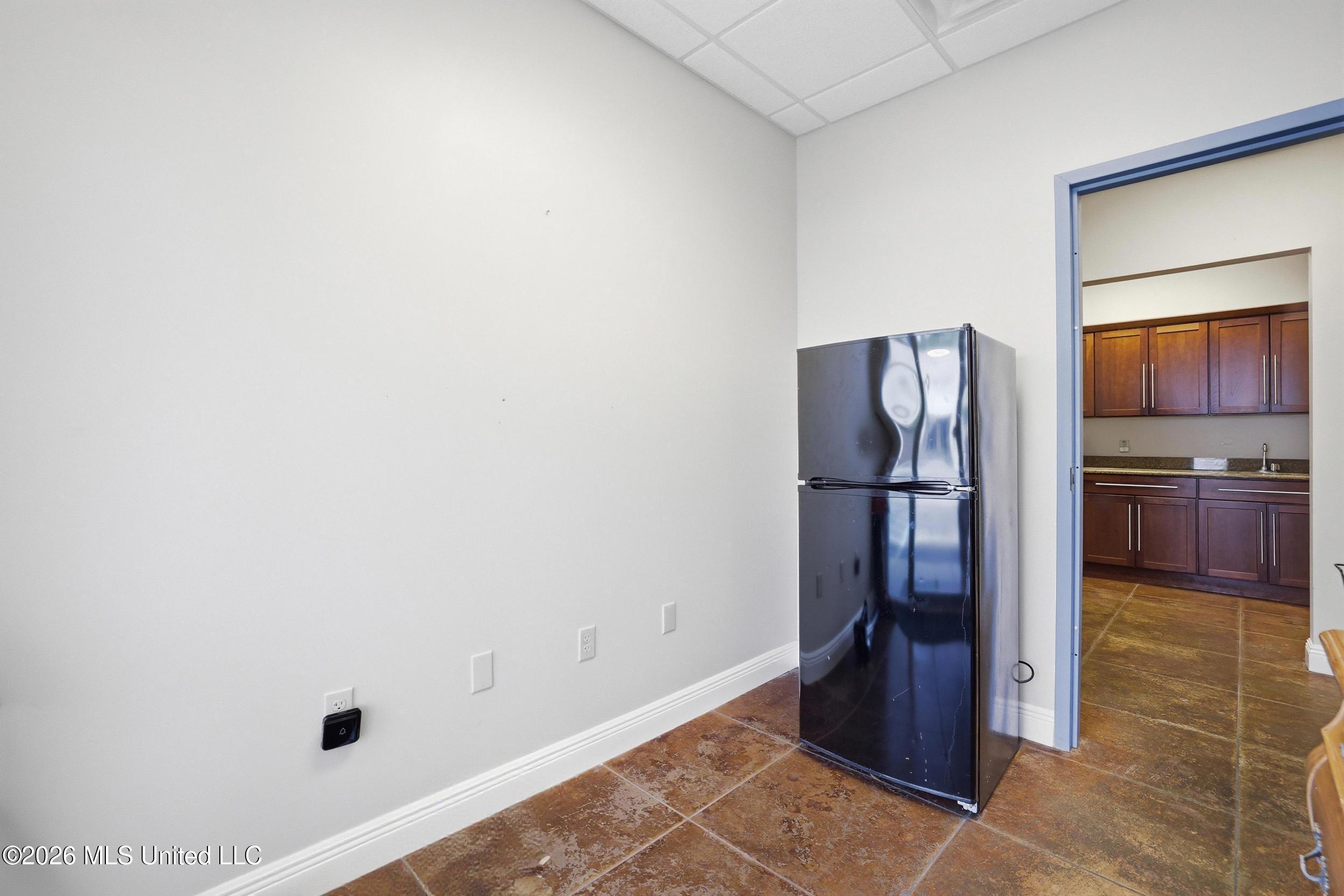 995 N Halstead Road Property Photo 60