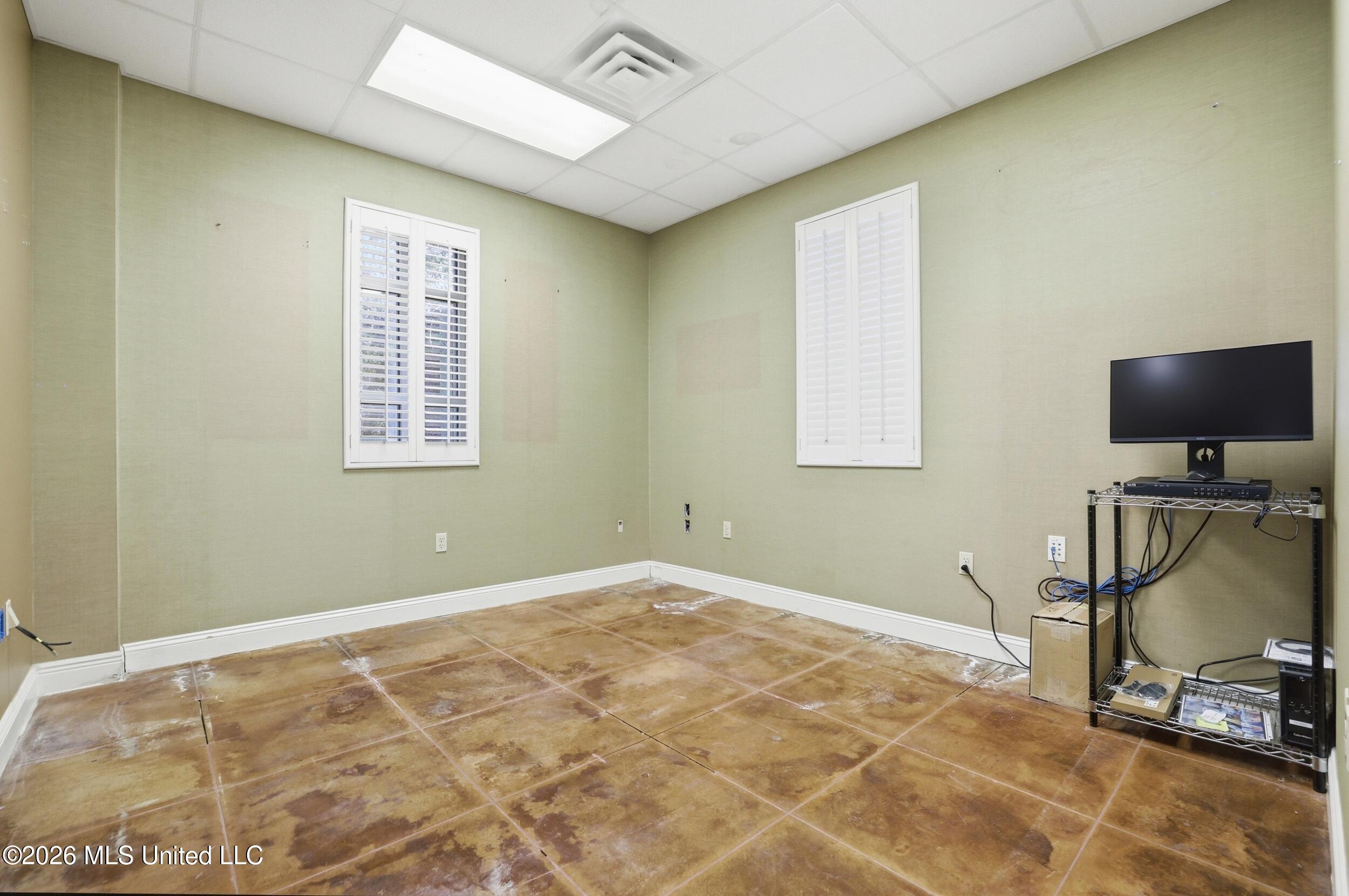 995 N Halstead Road Property Photo 64