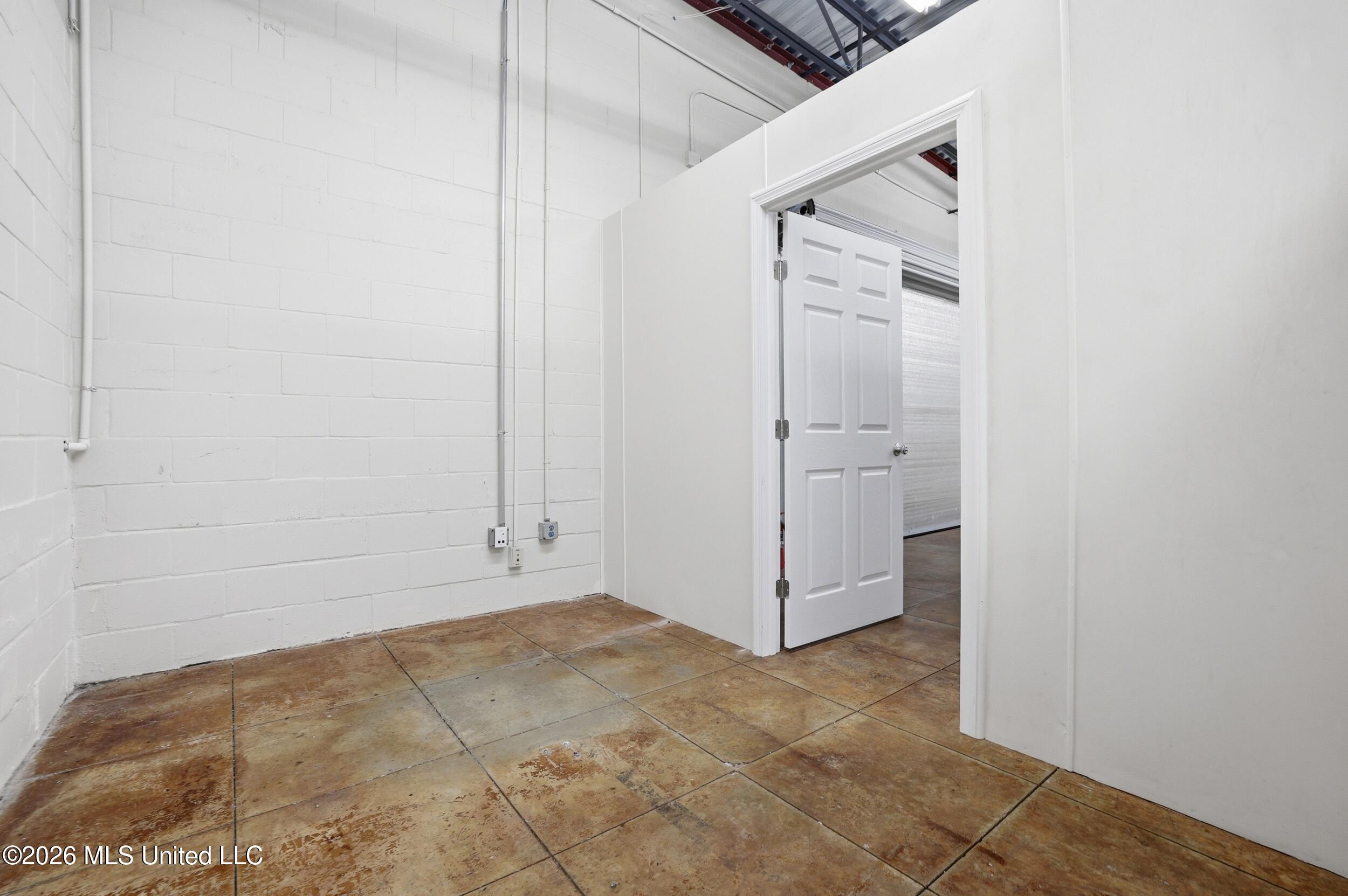 995 N Halstead Road Property Photo 75