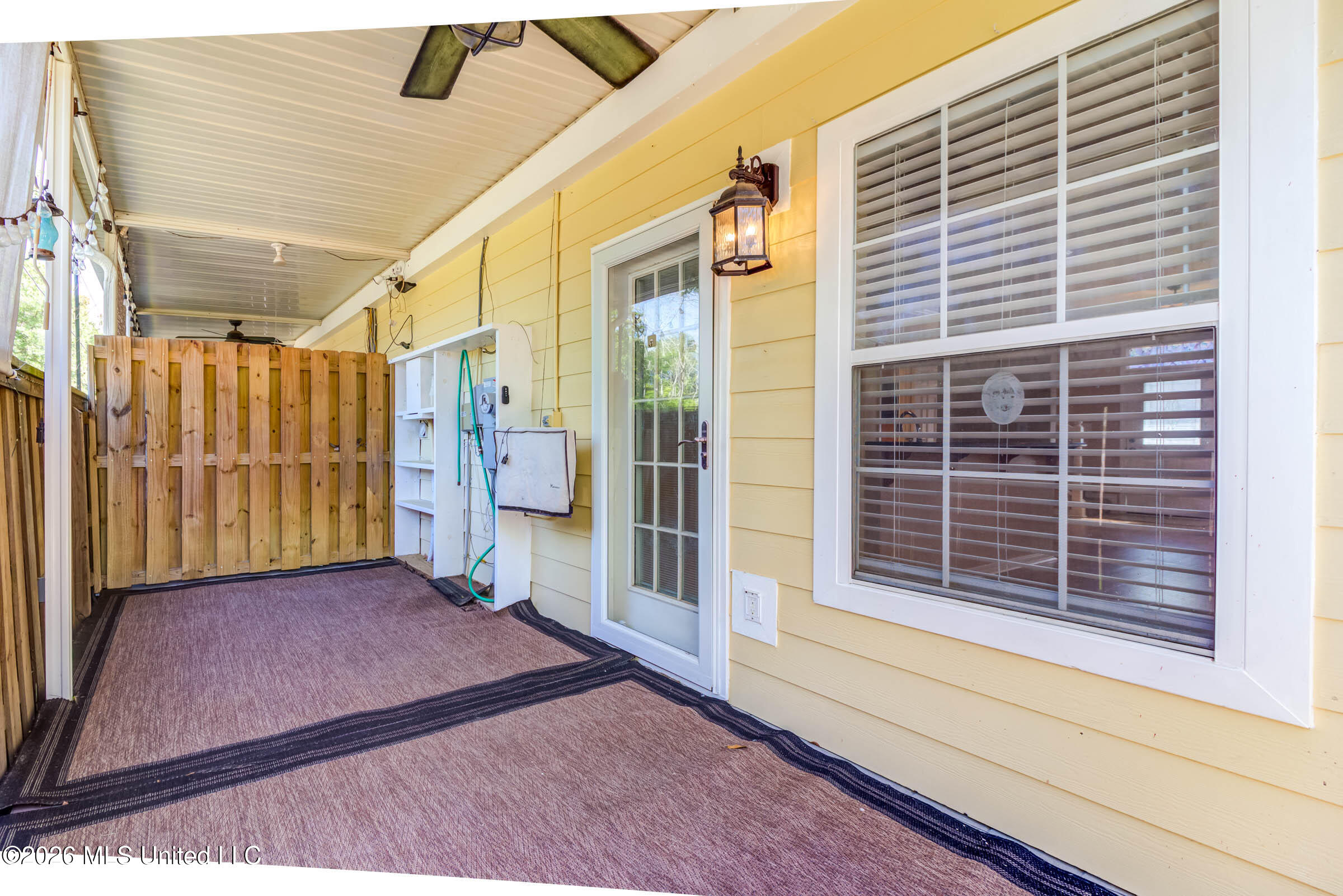 1317 Foxwood Place Property Photo 4