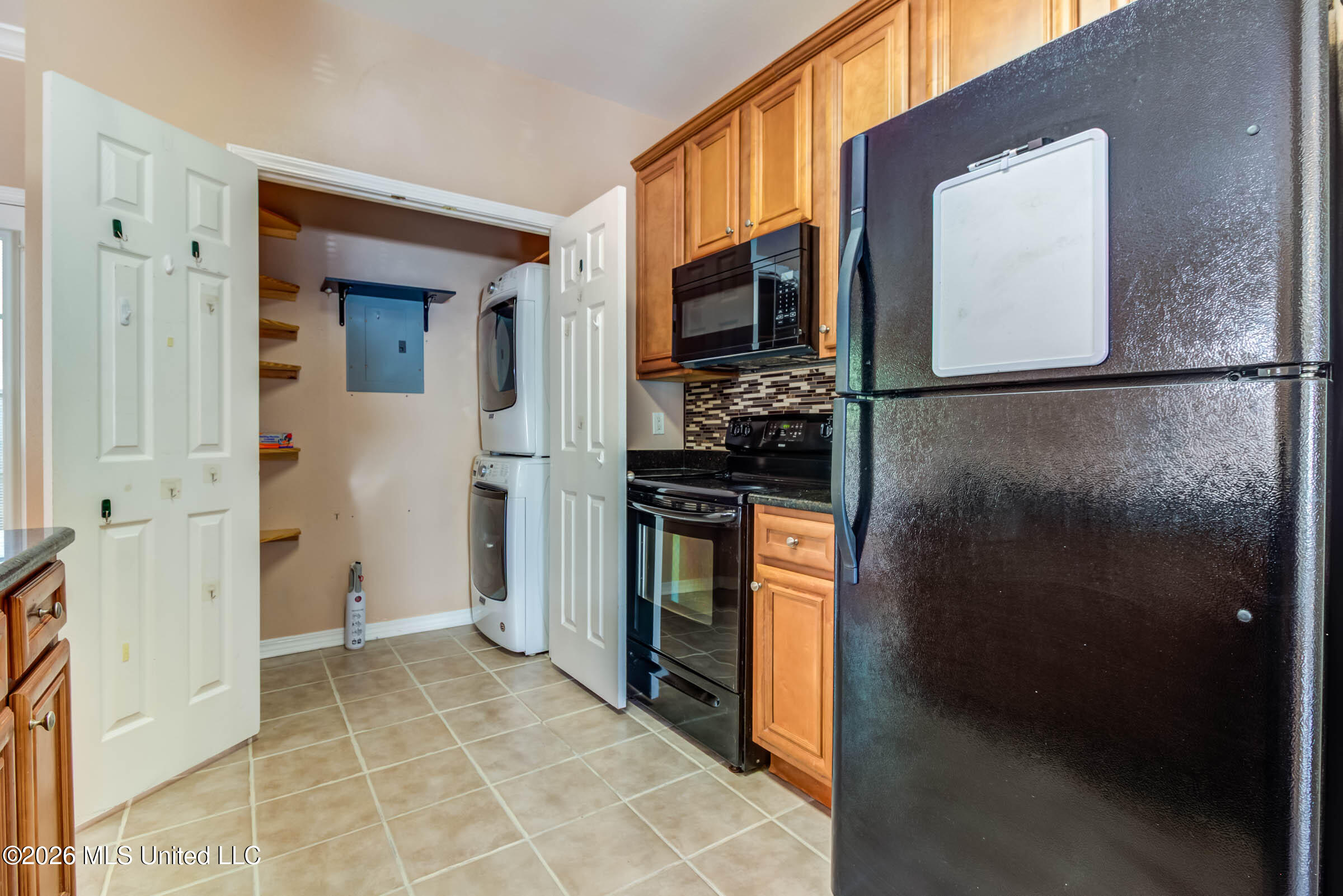 1317 Foxwood Place Property Photo 15