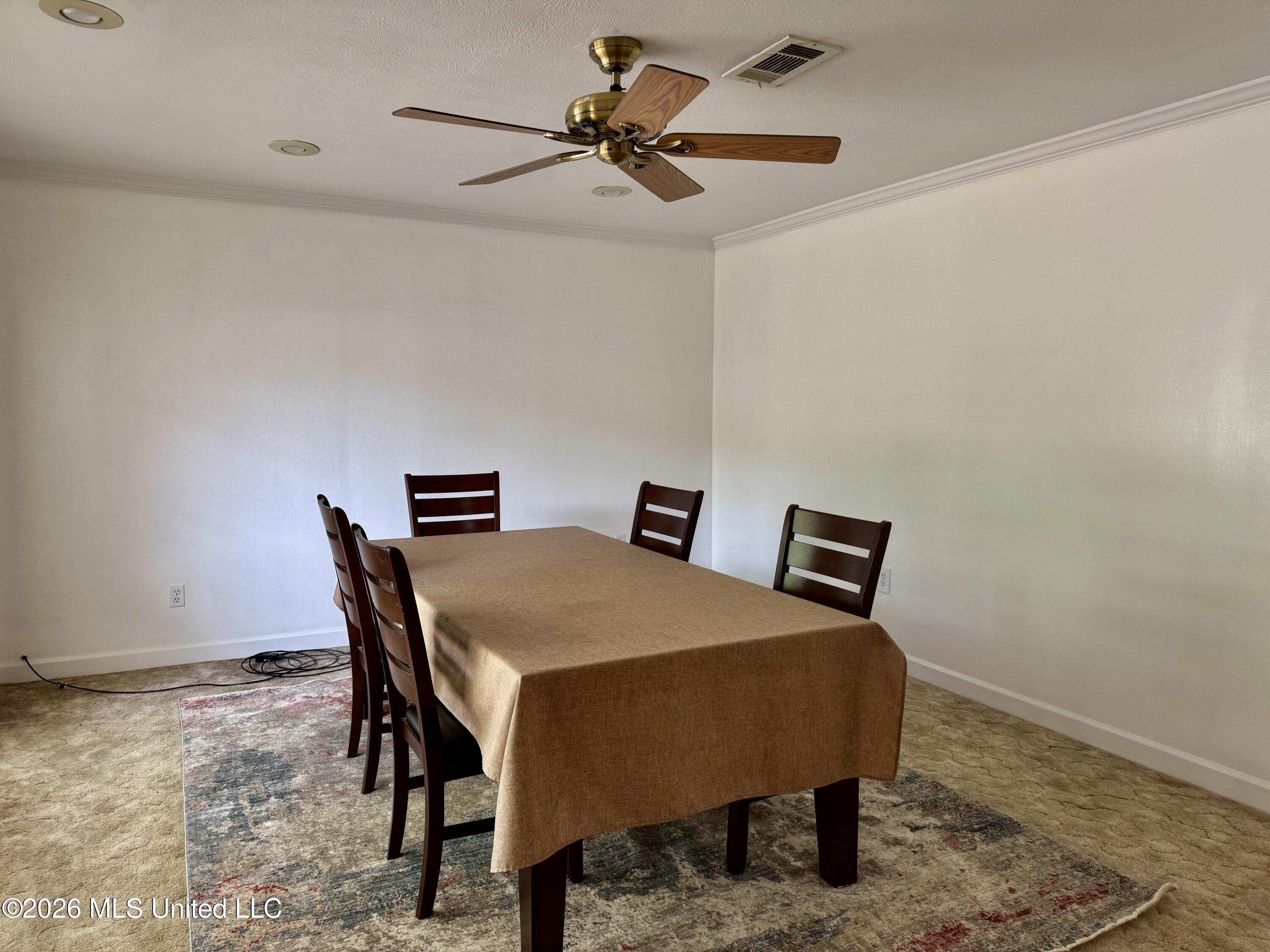 109 N Meadow Road Property Photo 13