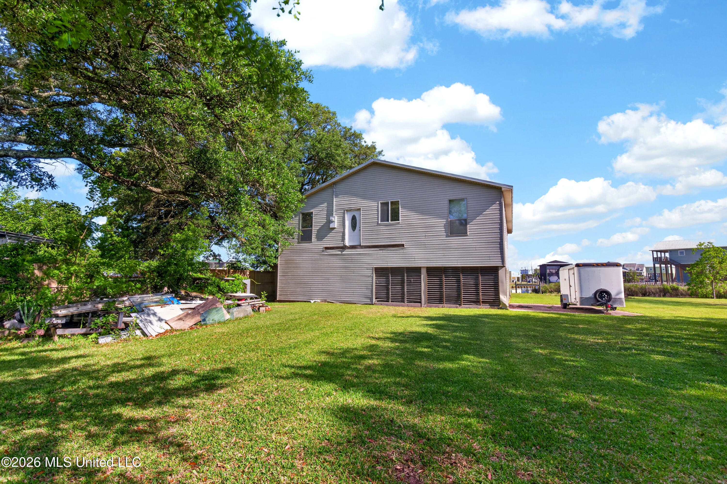 11548 Bayou View Drive Property Photo 2