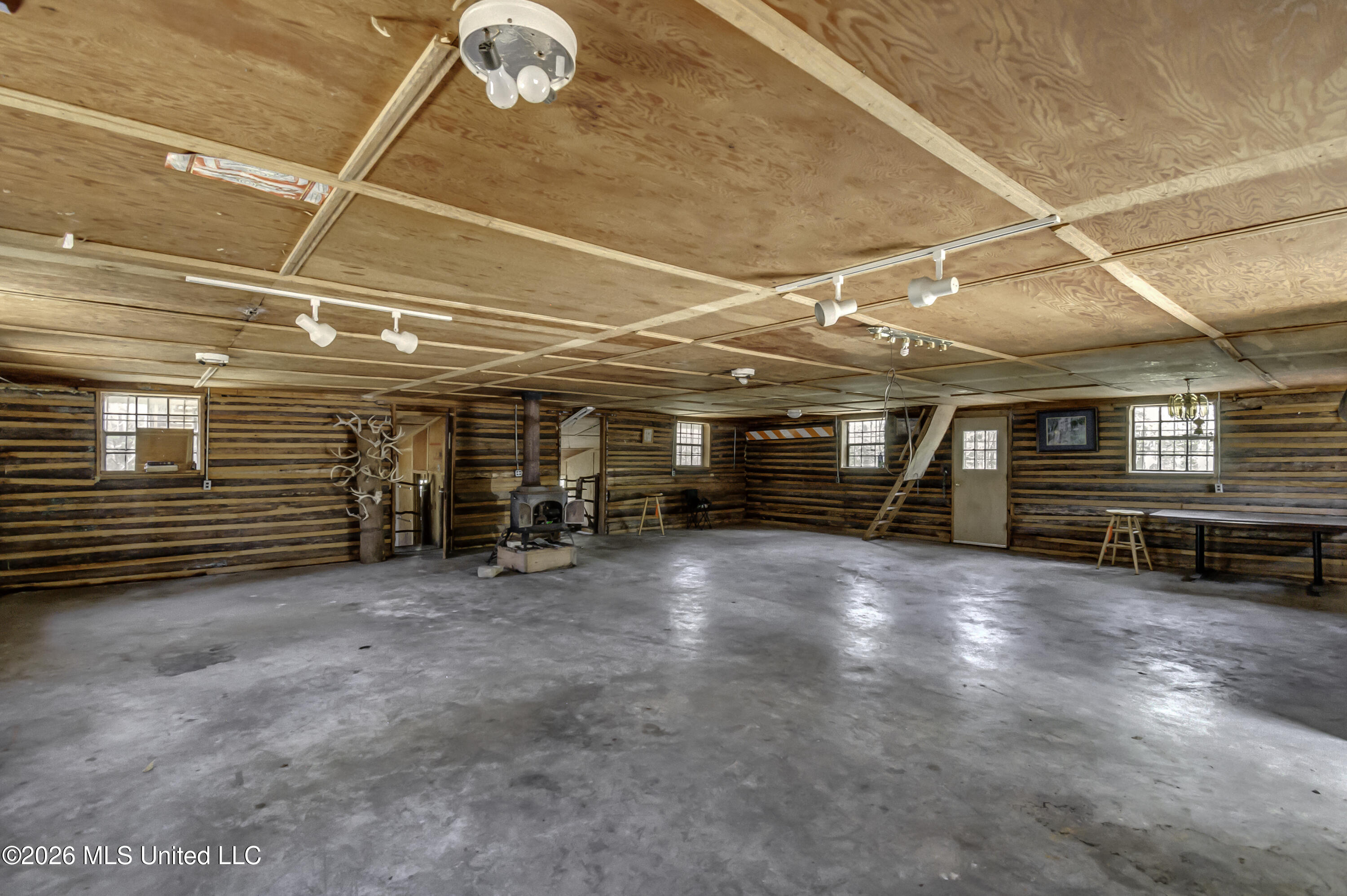 1128 Warrenton Road Property Photo 10