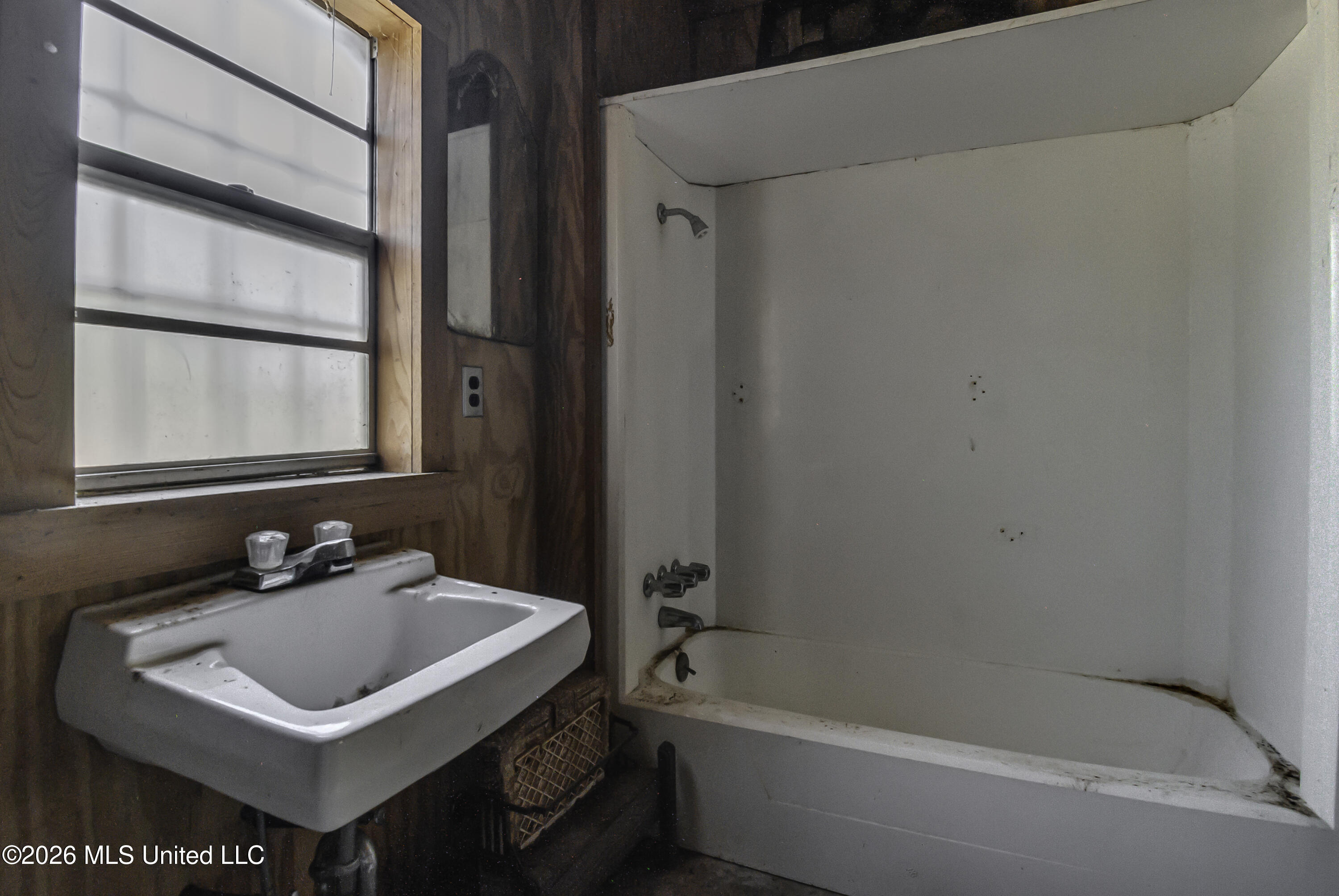1128 Warrenton Road Property Photo 13