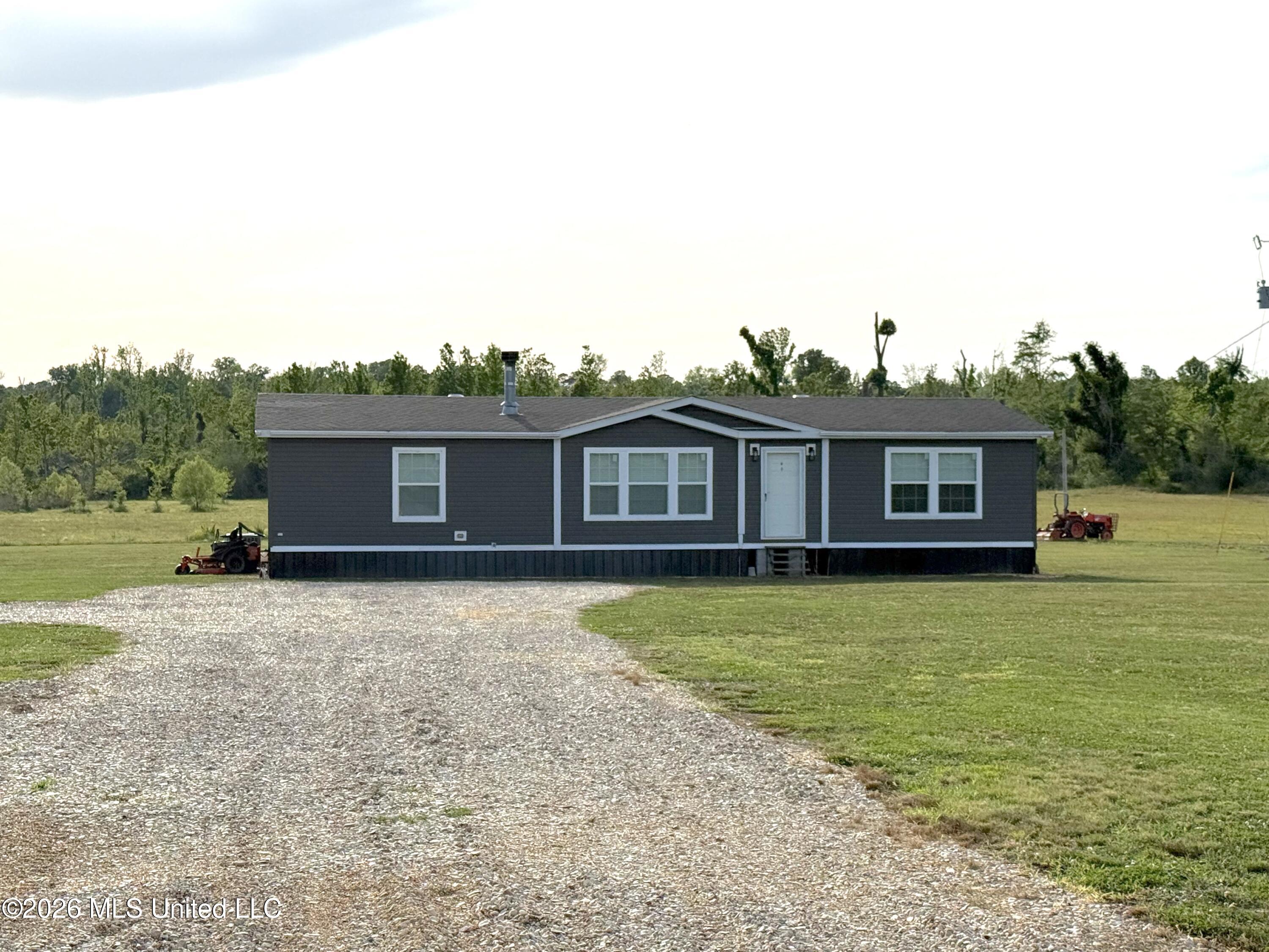 72 Summers Magee Road Property Photo 2