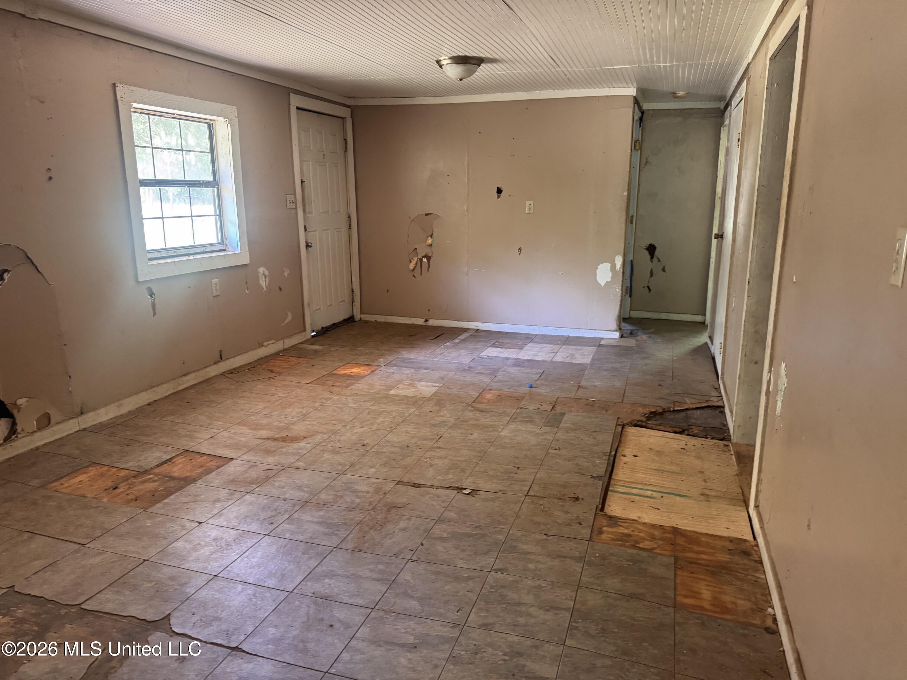 8520 Hyacinth Way Property Photo 3