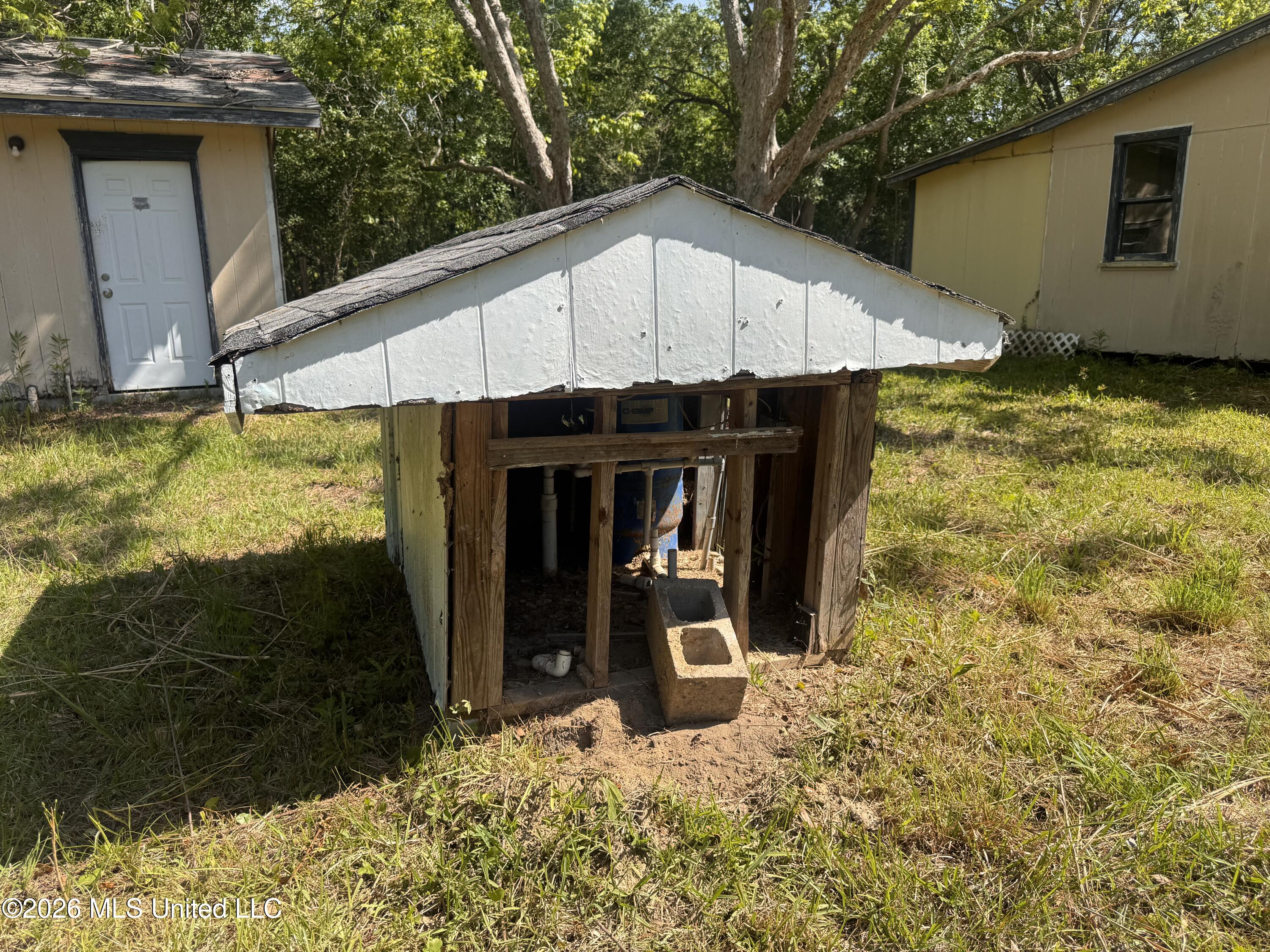 8520 Hyacinth Way Property Photo 7