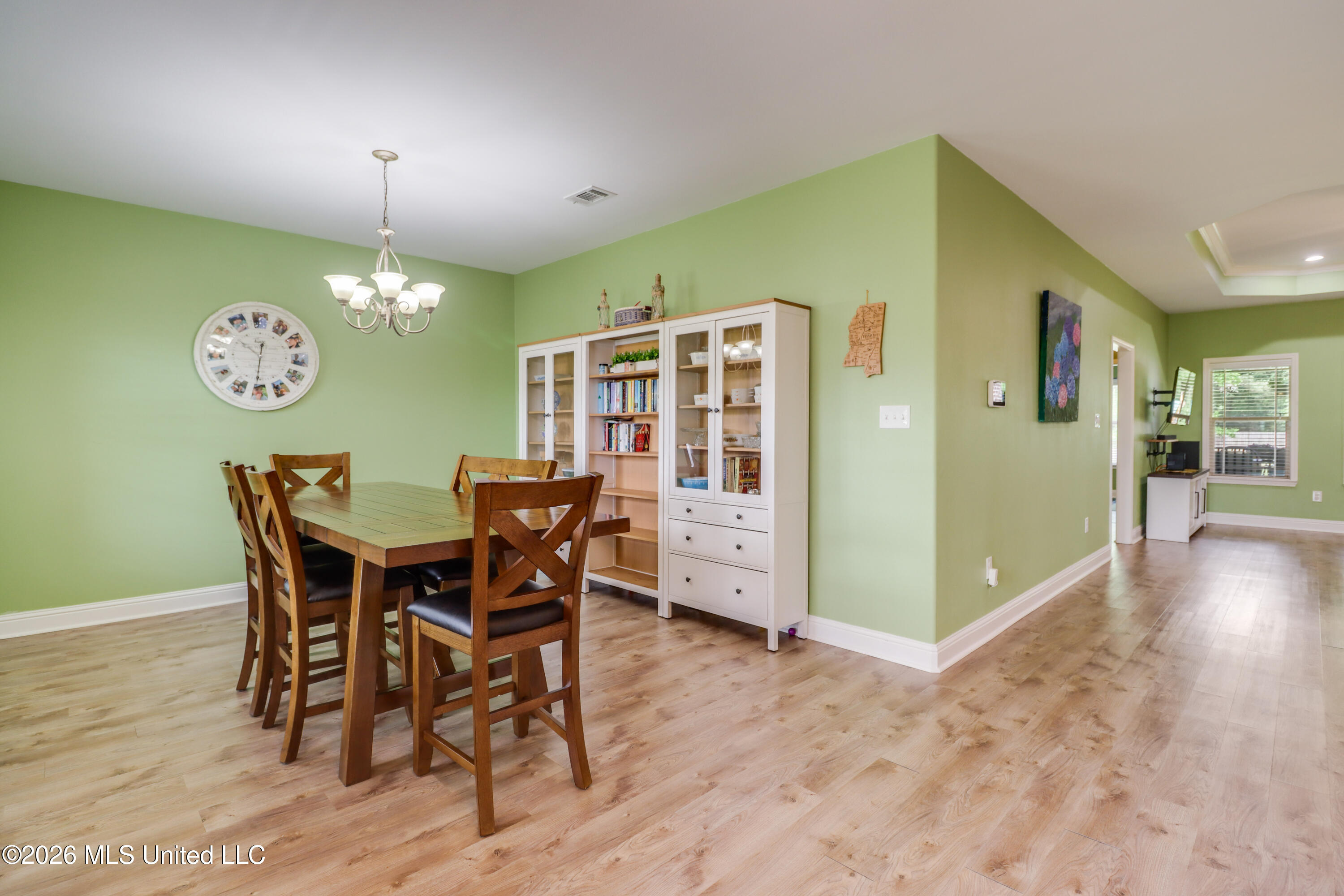 14467 N Swan Road Property Photo 7
