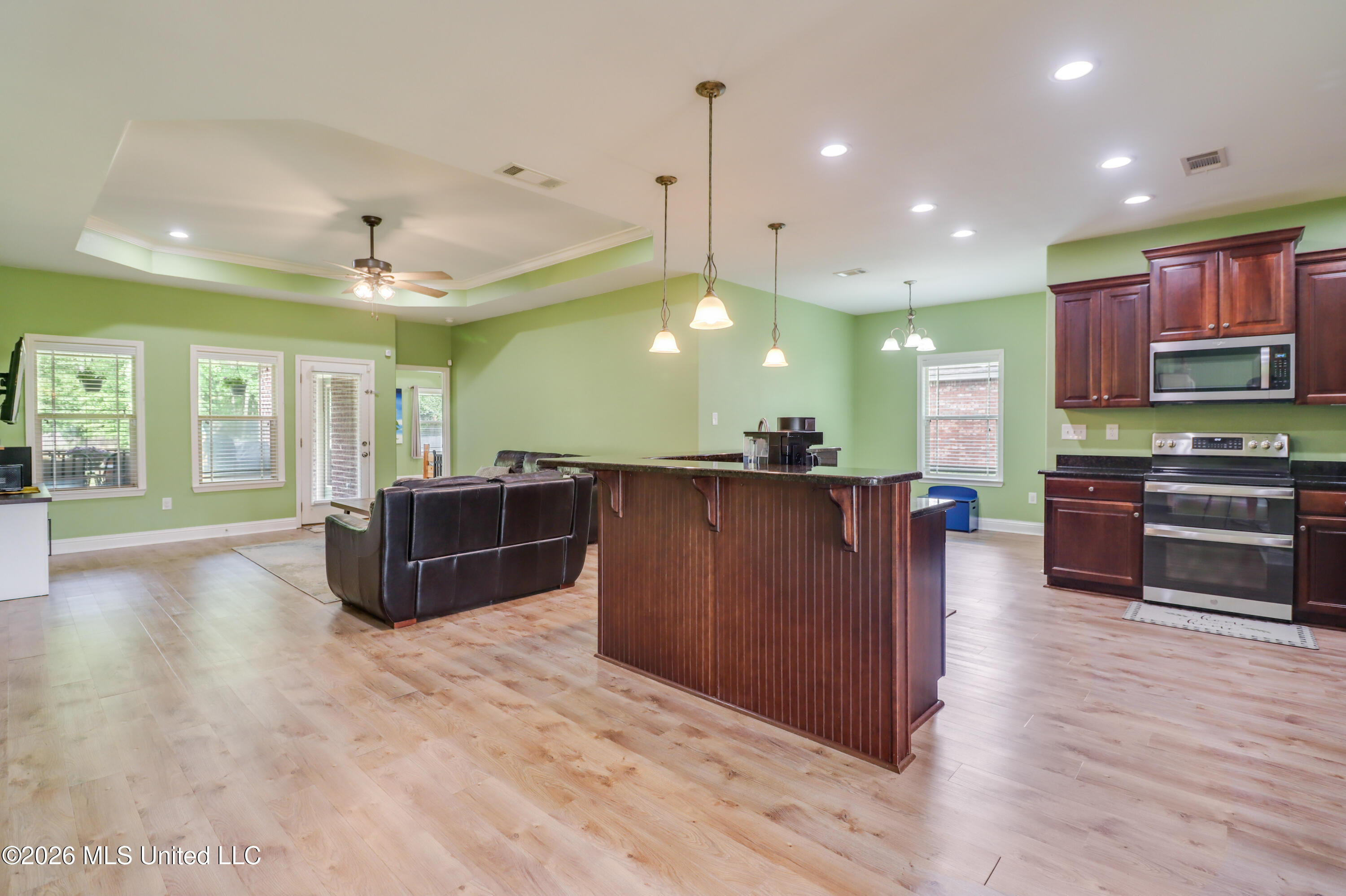14467 N Swan Road Property Photo 9