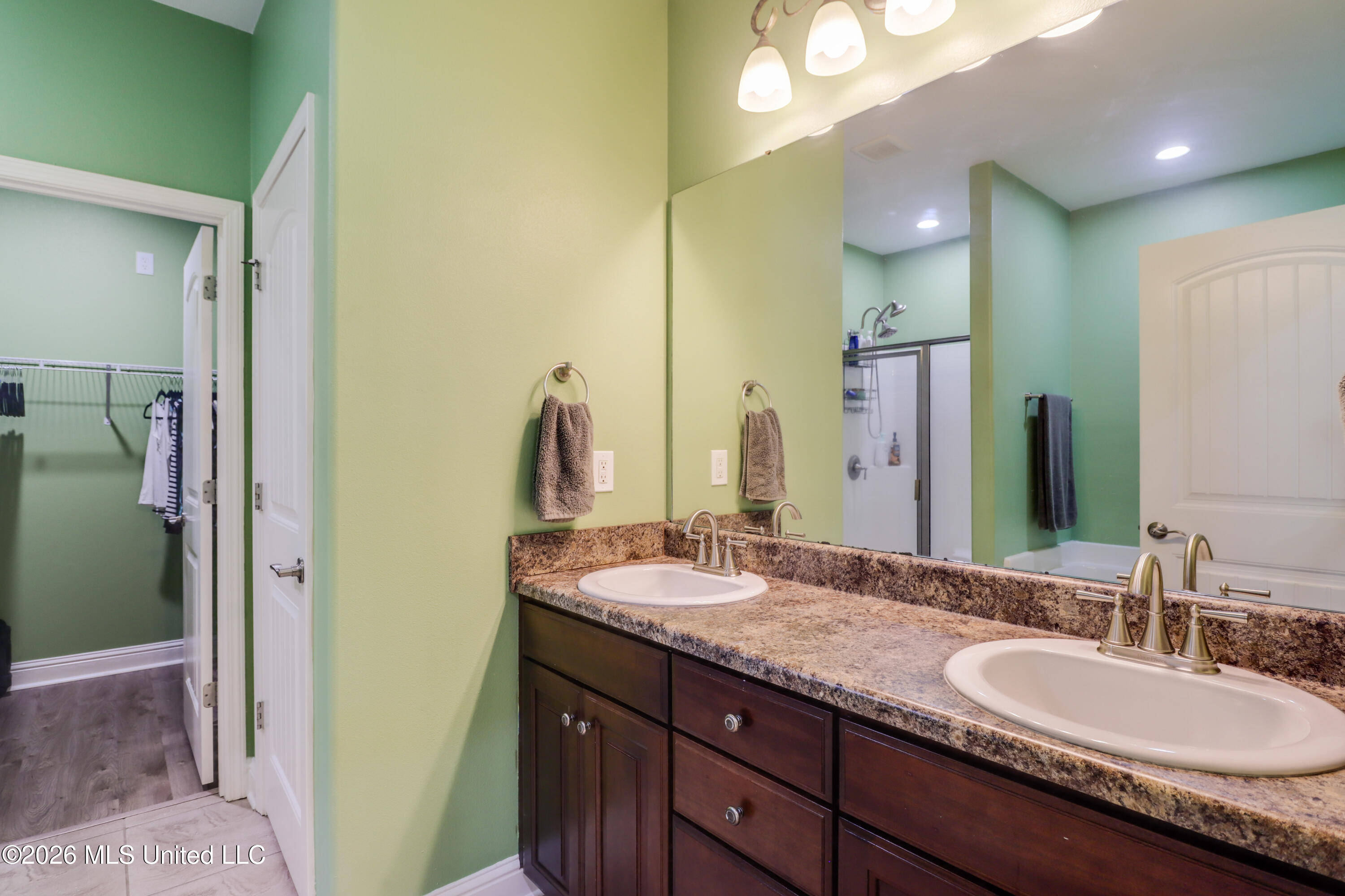 14467 N Swan Road Property Photo 18
