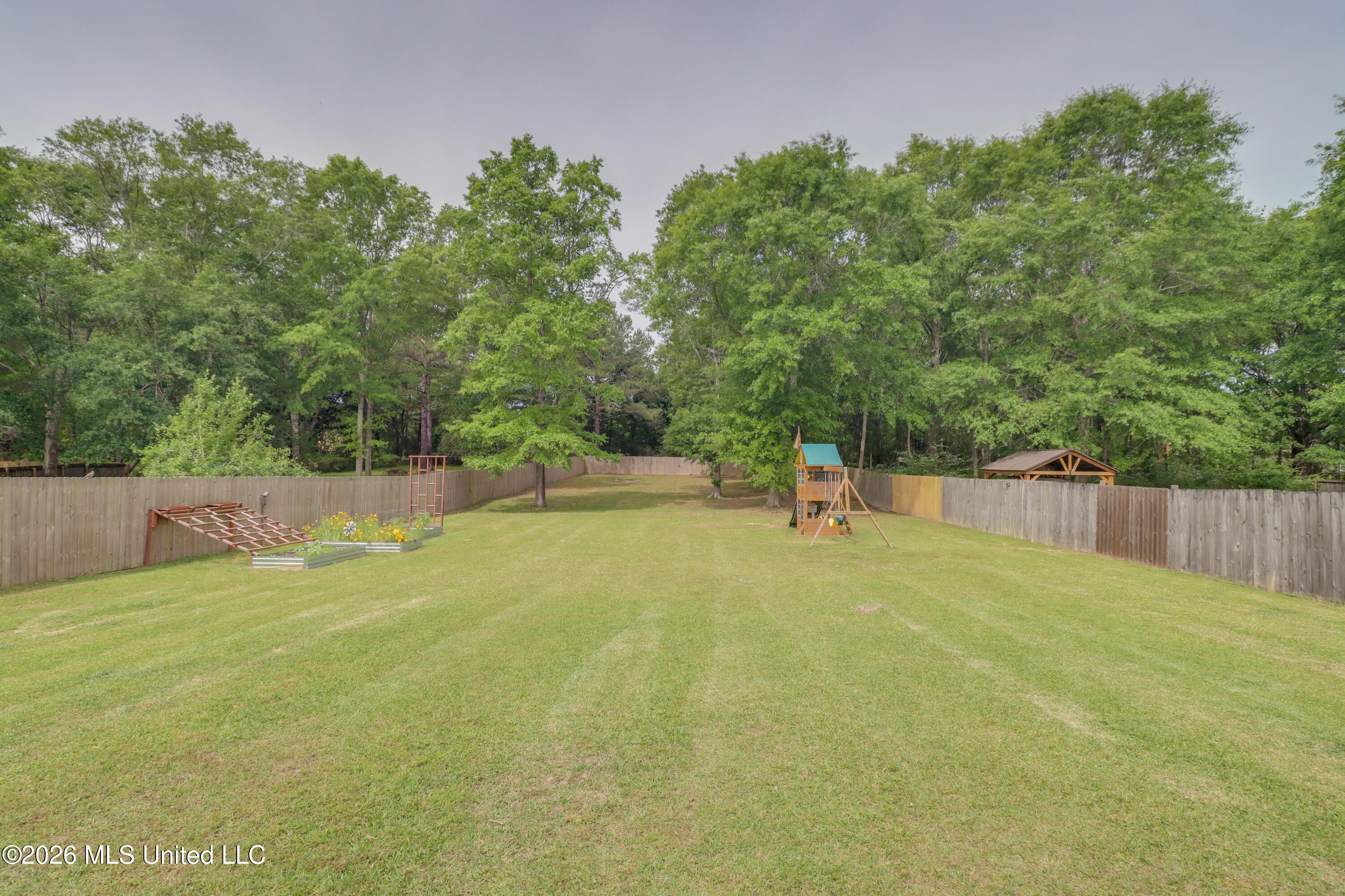 14467 N Swan Road Property Photo 28