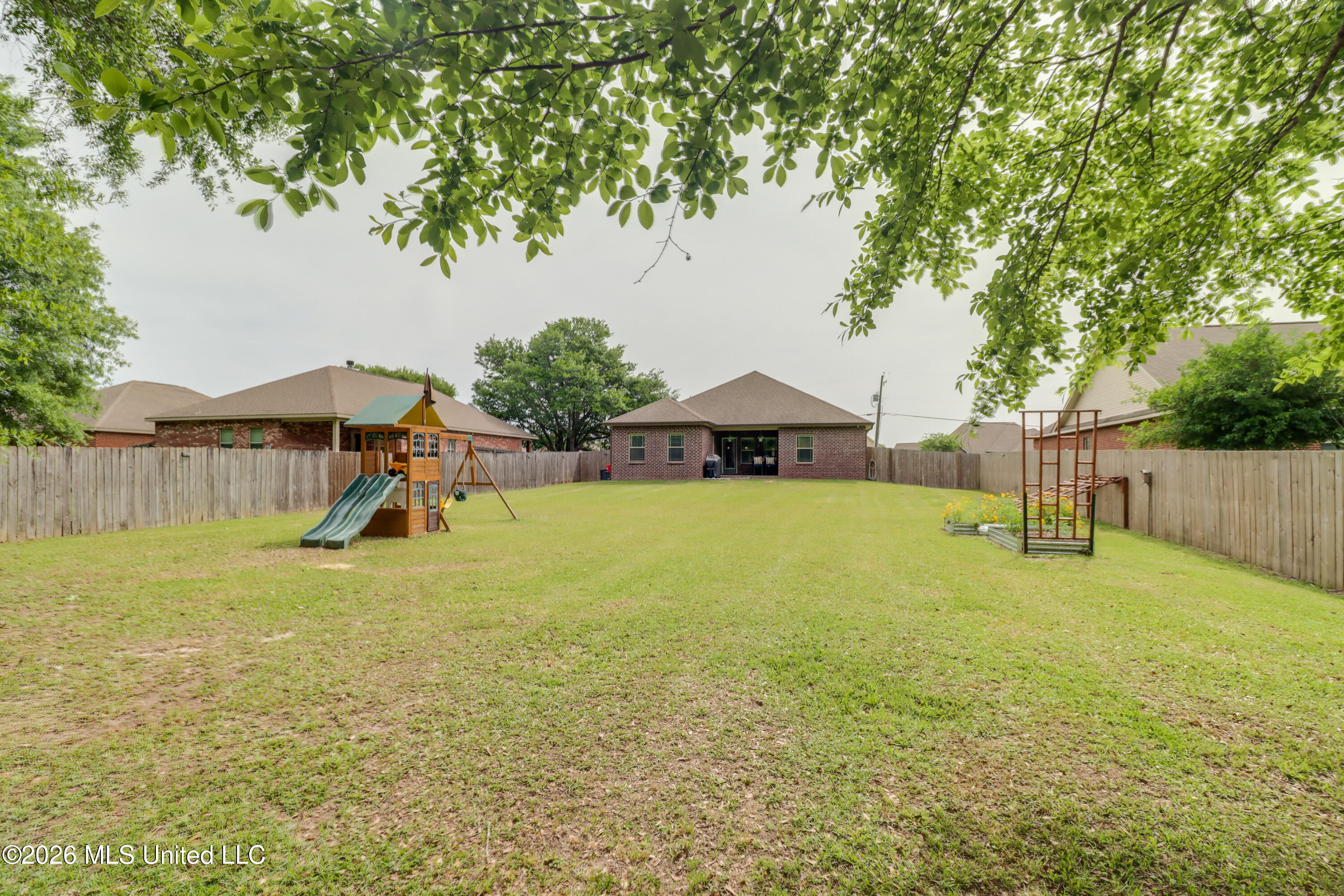 14467 N Swan Road Property Photo 31