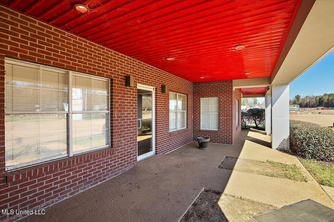 2873 Us 49 Property Photo 5