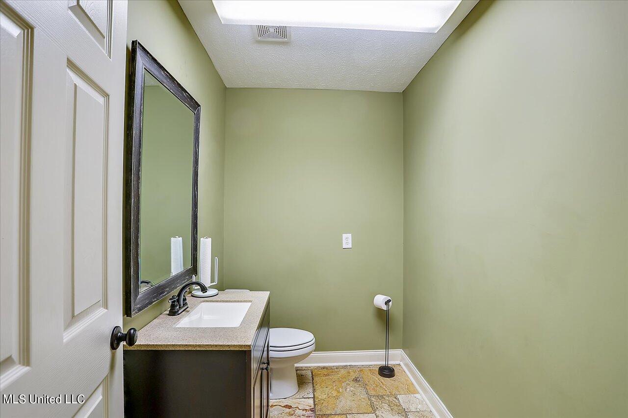 2873 Us 49 Property Photo 26
