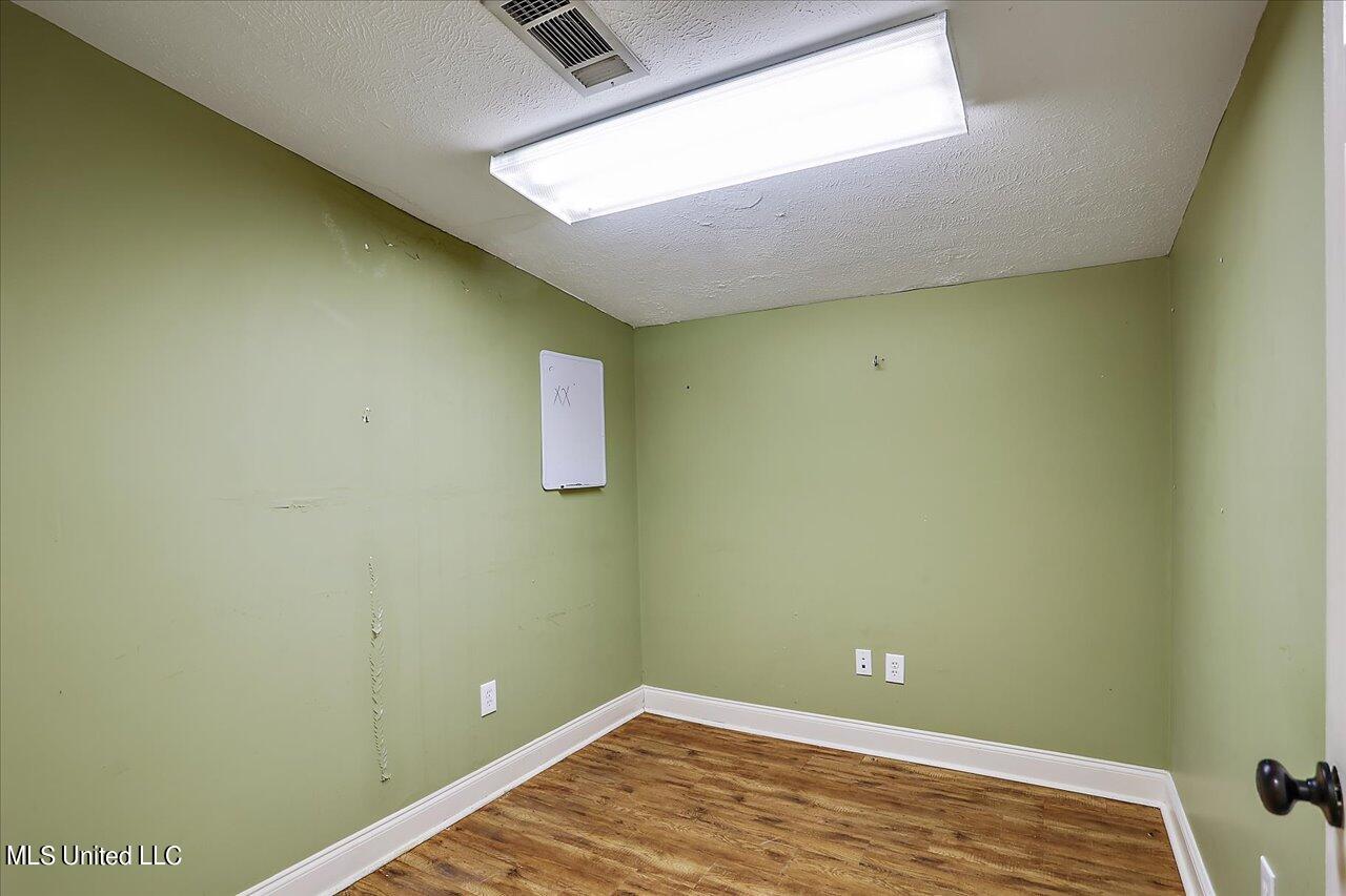 2873 Us 49 Property Photo 28