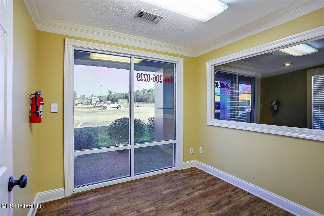 2873 Us 49 Property Photo 29