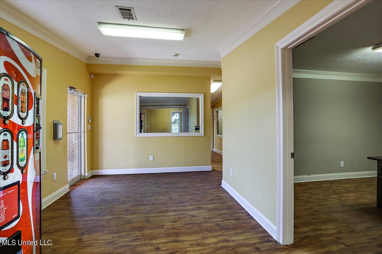 2873 Us 49 Property Photo 30