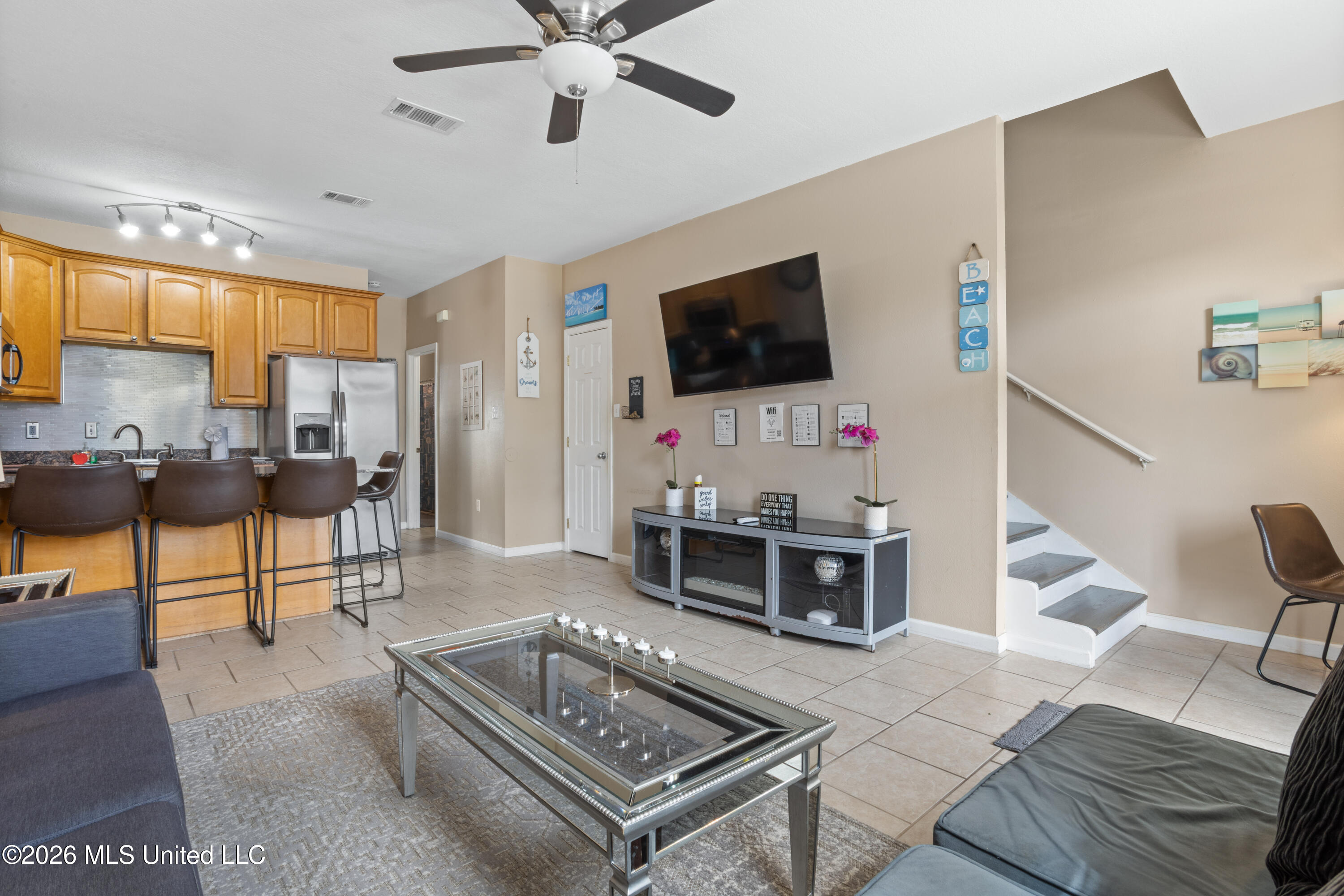 1171 Century Oaks Drive Property Photo 13