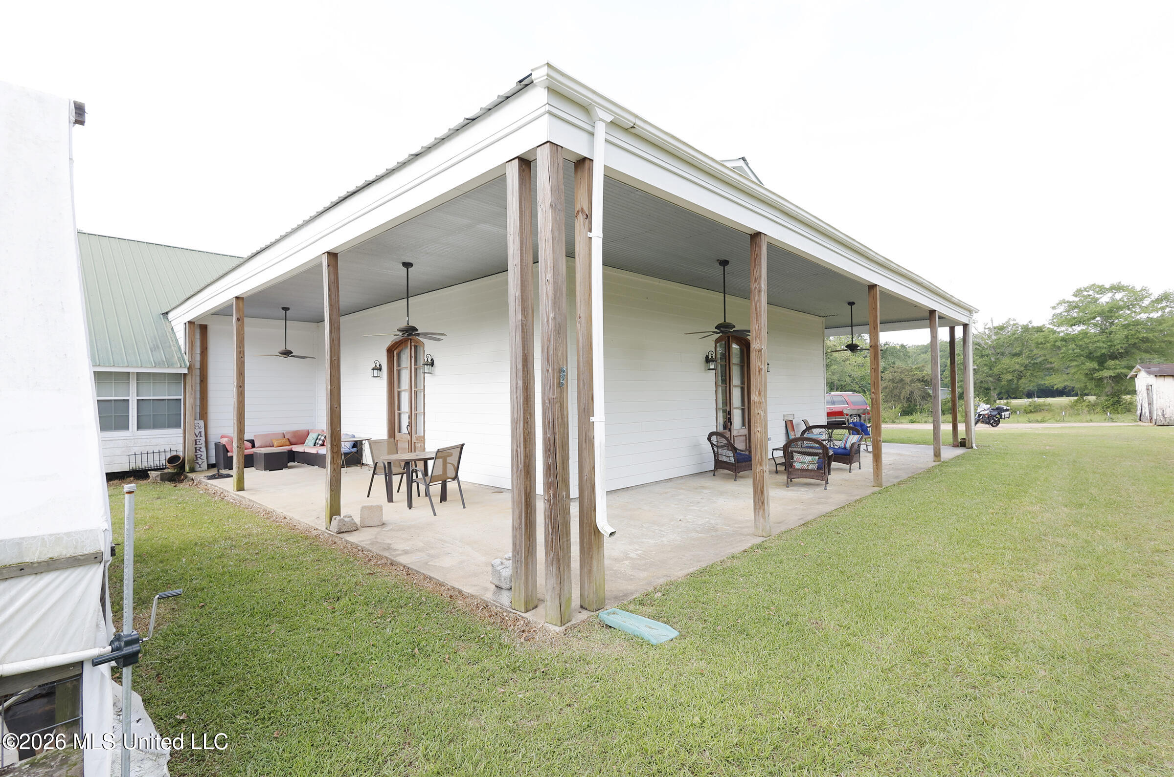 3052 C D Rayborn Road Property Photo 12