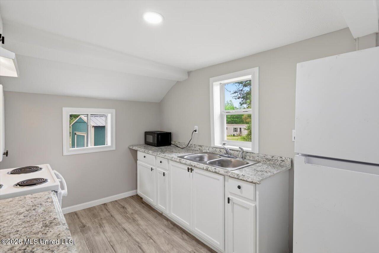 668 Rose Hill Road Property Photo 9