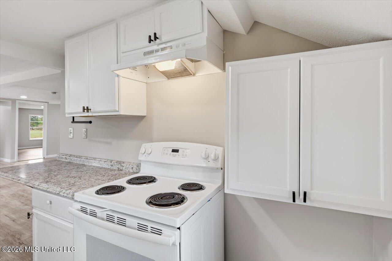 668 Rose Hill Road Property Photo 10