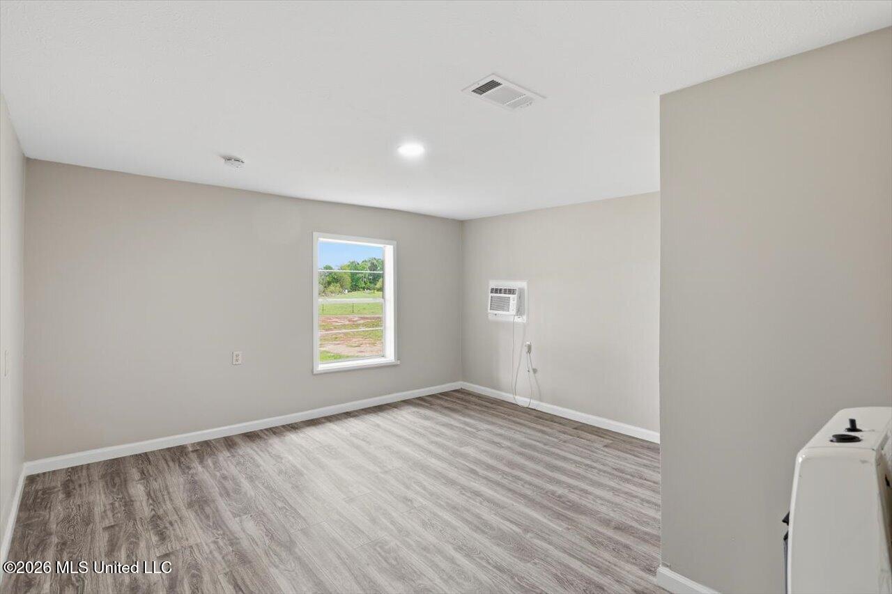 668 Rose Hill Road Property Photo 18